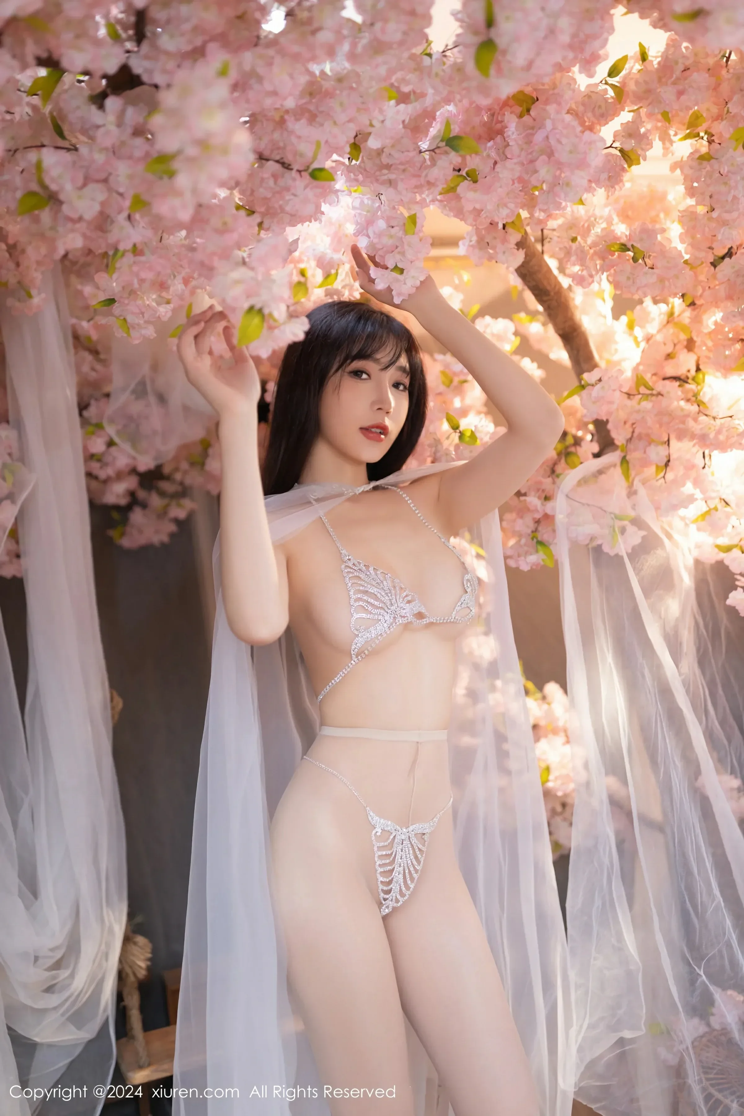  XiuRen 秀人 No.8807 陆萱萱 [80P]第4张