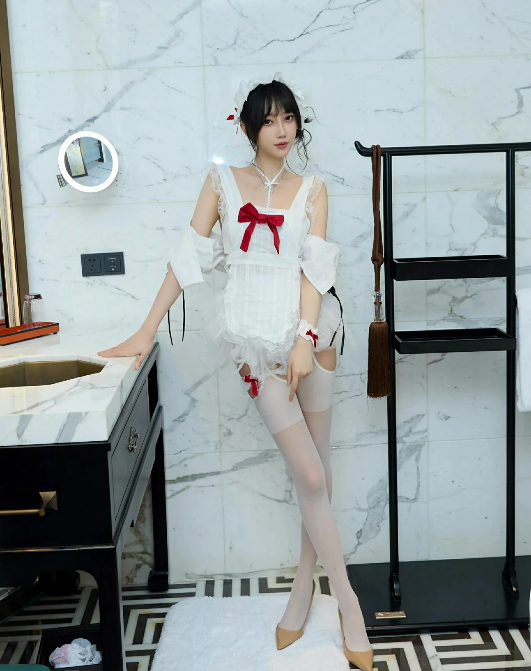  秀人网 No.10827 玥儿玥er [64P]第5张