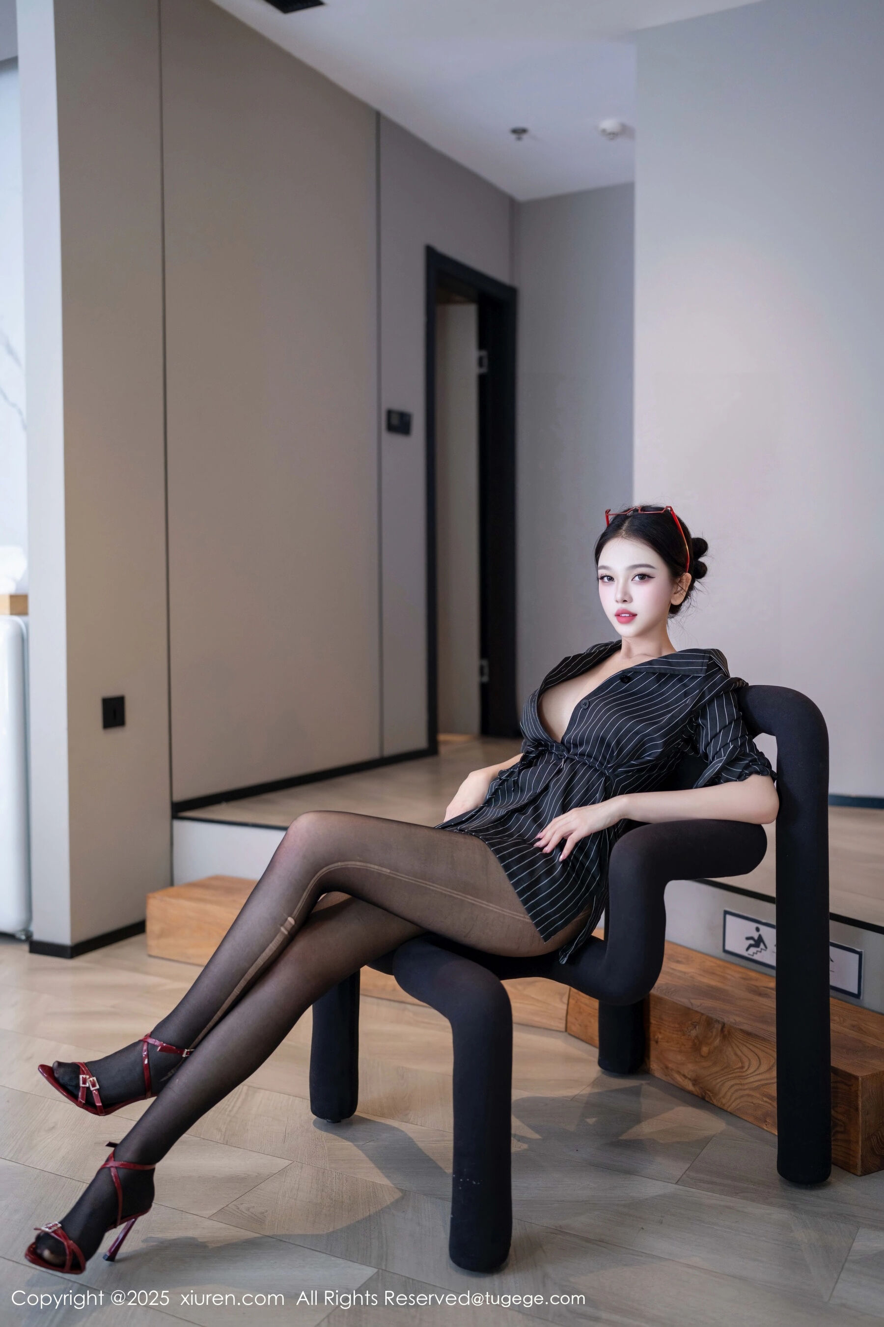  秀人网 诺诺子 Vol.11160 [75P]第3张