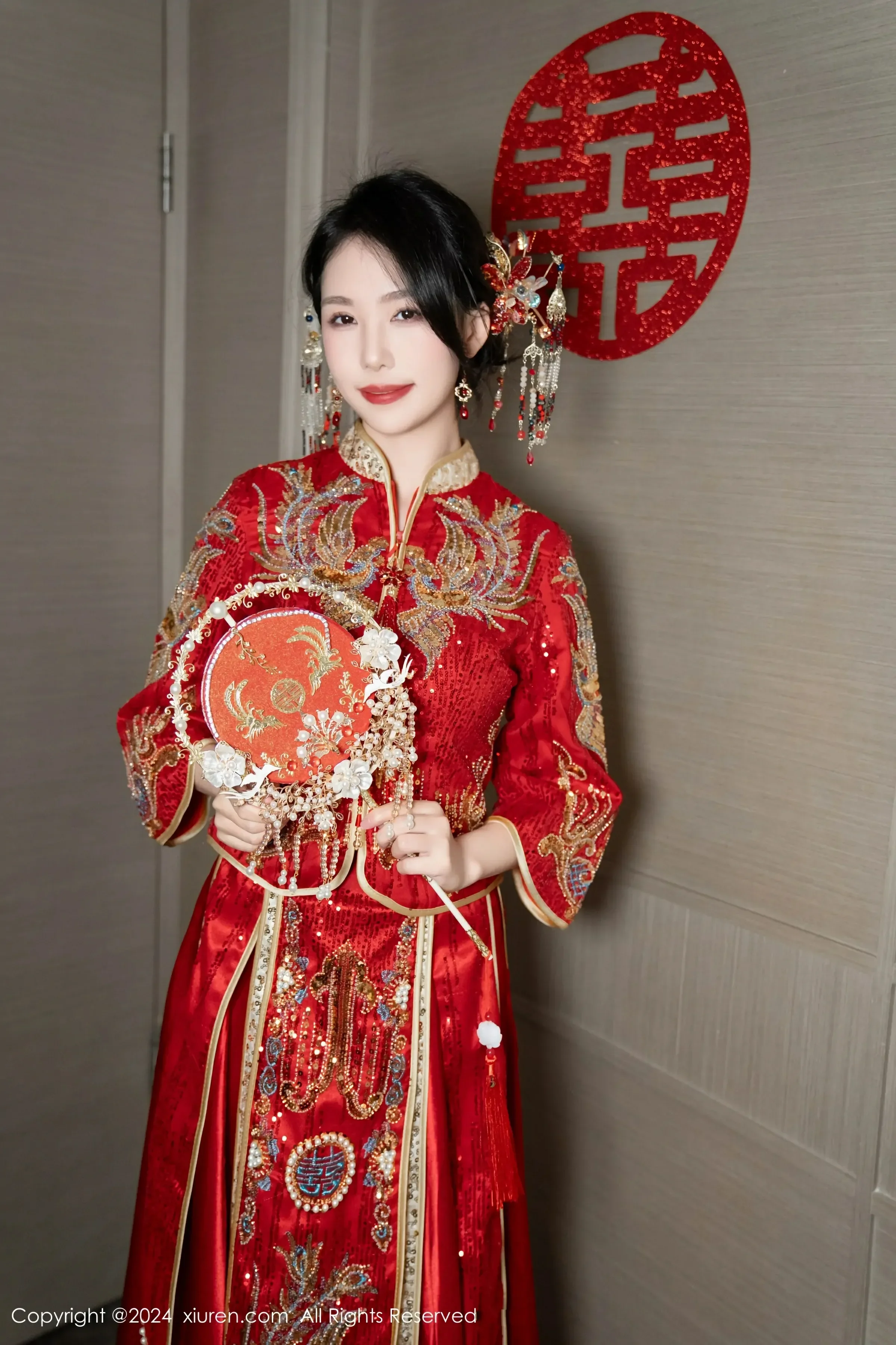  XiuRen 秀人 No.8376 利世 [95P]第2张