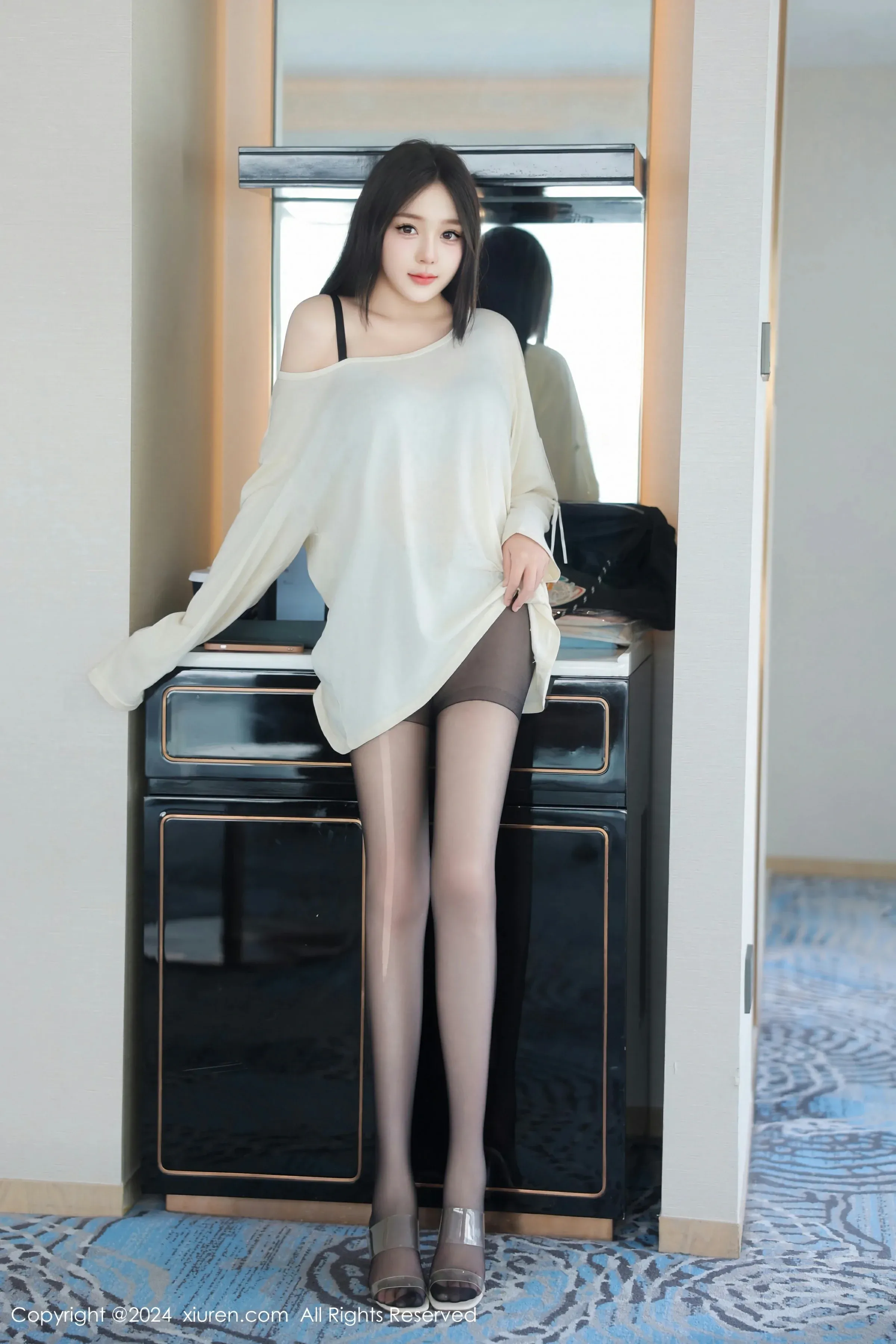  XiuRen 秀人 No.9089 柚柚小奶瓶 新人模特 [81P]第1张