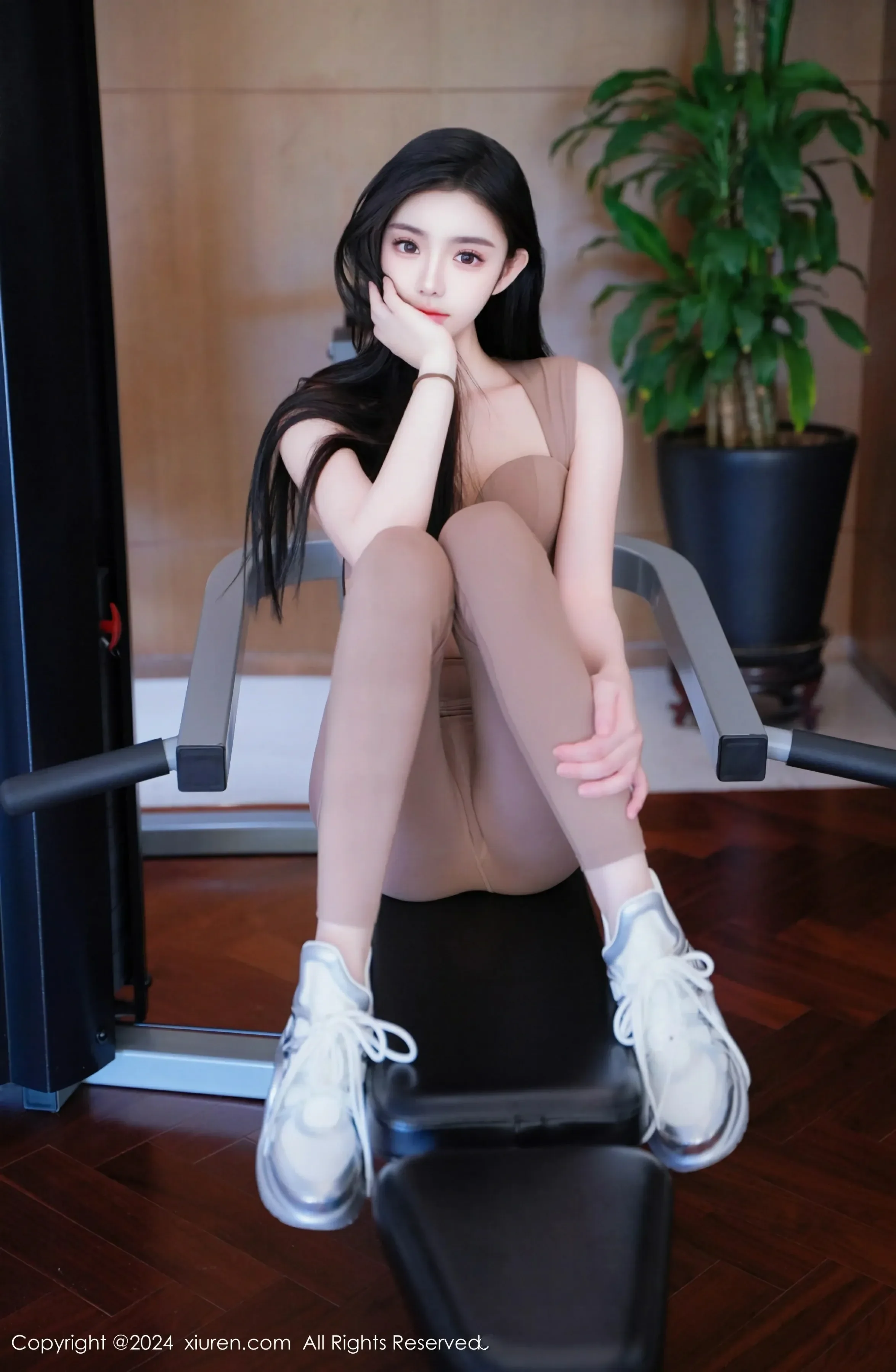  XiuRen 秀人 No.8382 龙雪儿 [76P]