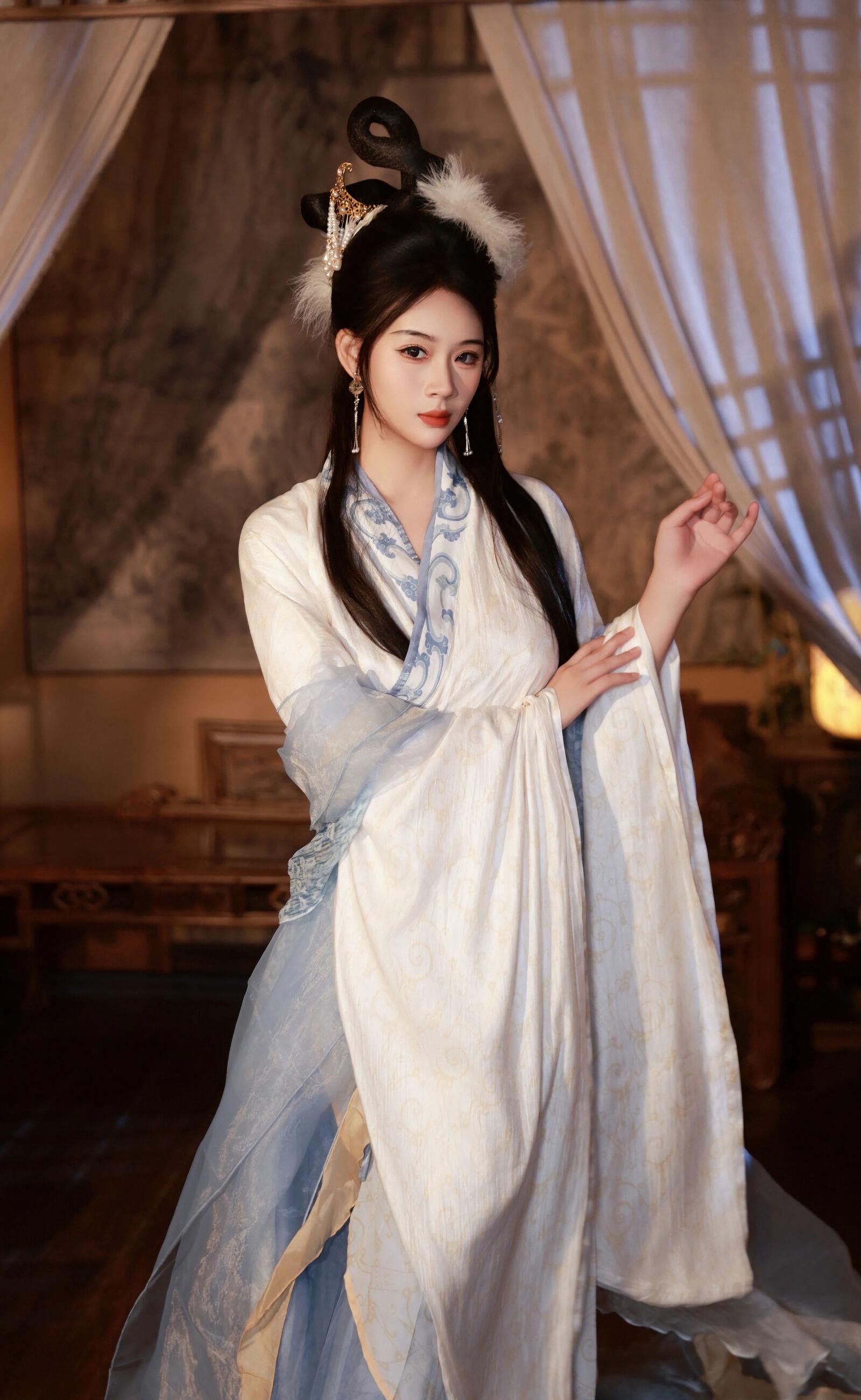  秀人网 No.10835 南乔 [75P]