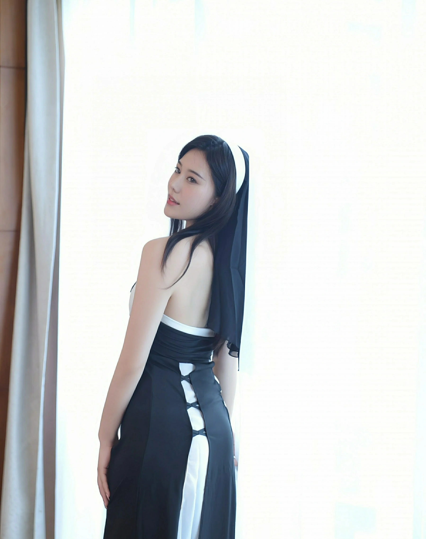  秀人网 No.10690 白薇薇vcvc [71P]第2张