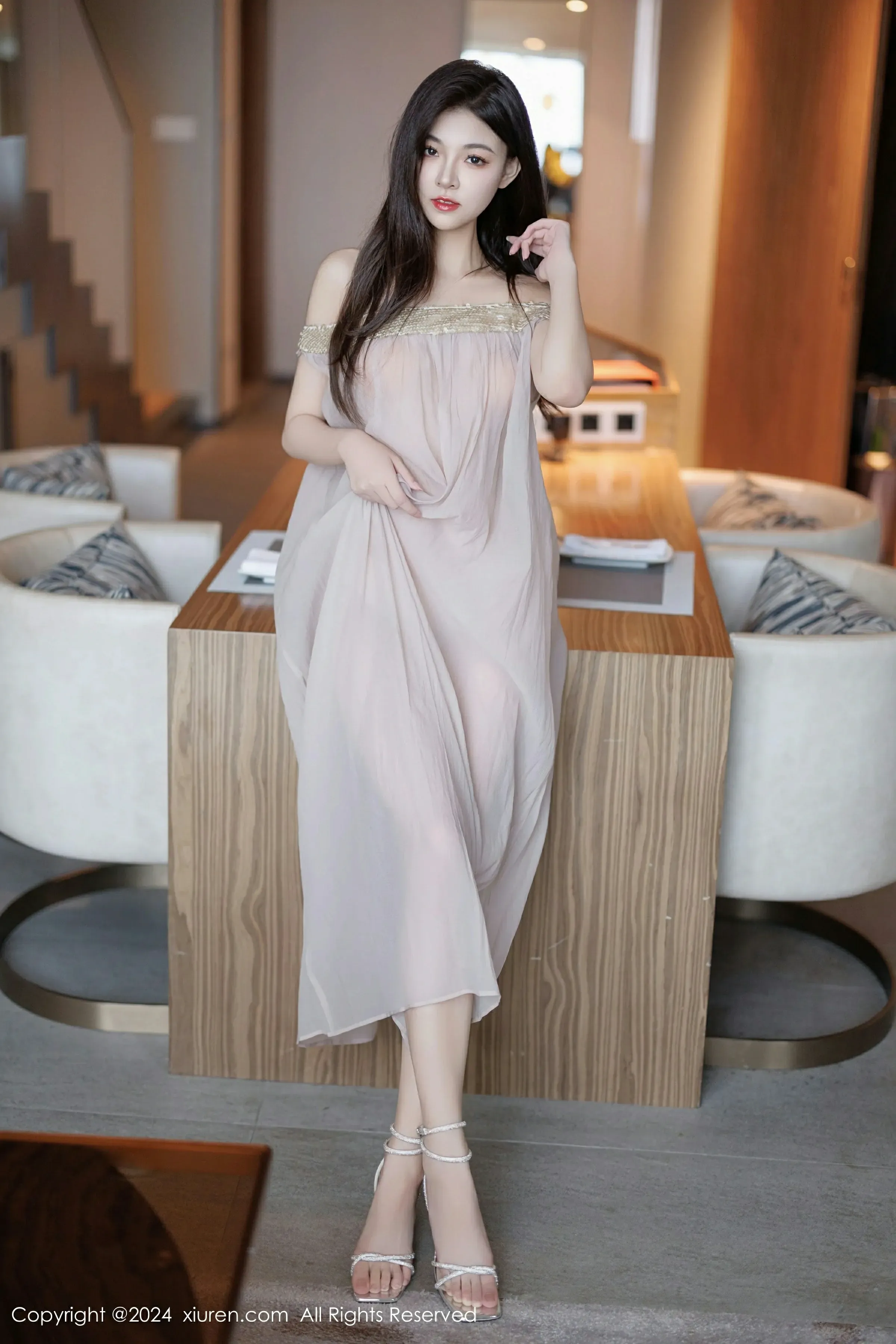  XiuRen 秀人 No.9426 初梦瑶 [102P]第6张