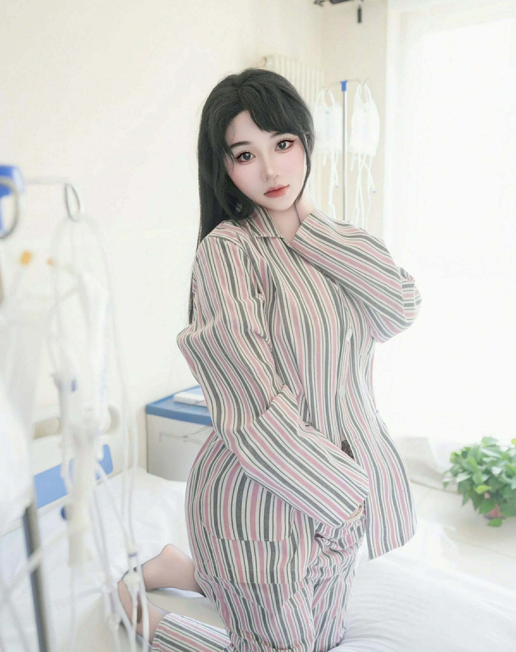  秀人网 No.10648 汐汐爱吃草莓 [80P]第4张