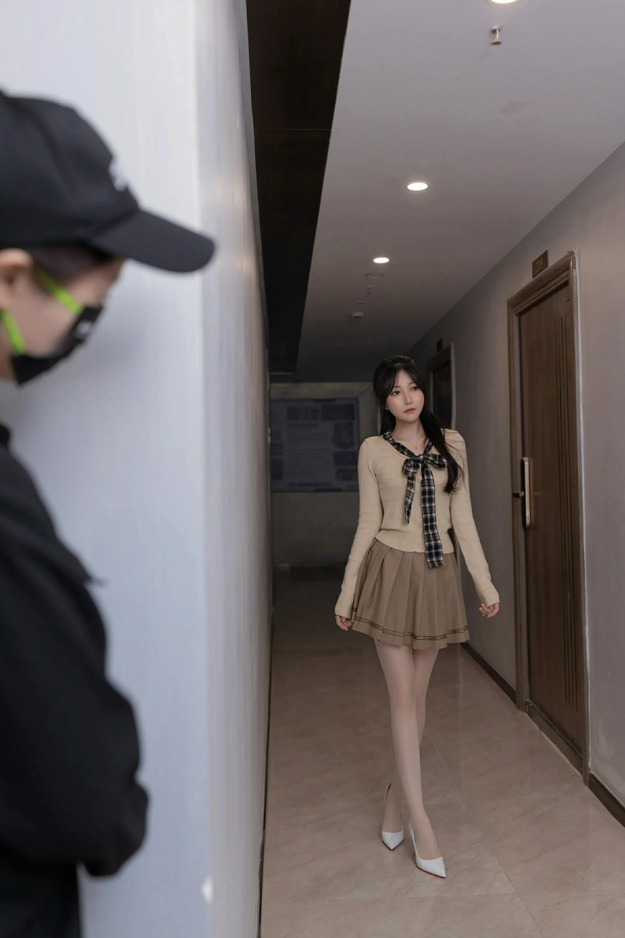  XiuRen 秀人 No.9988 鱼子酱Fish [82P]第1张