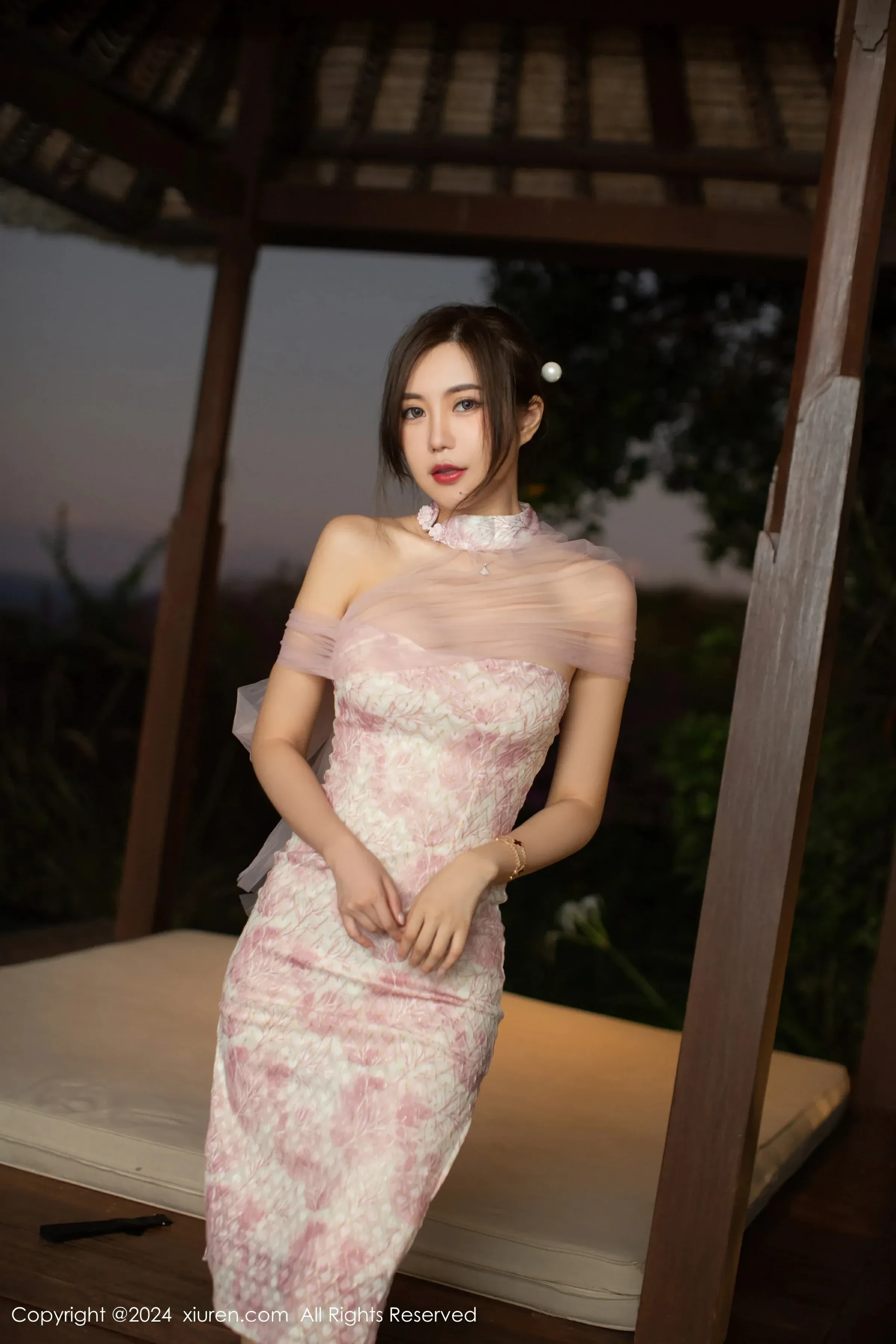 XiuRen 秀人 No.8868 绮里嘉ula [67P]第2张