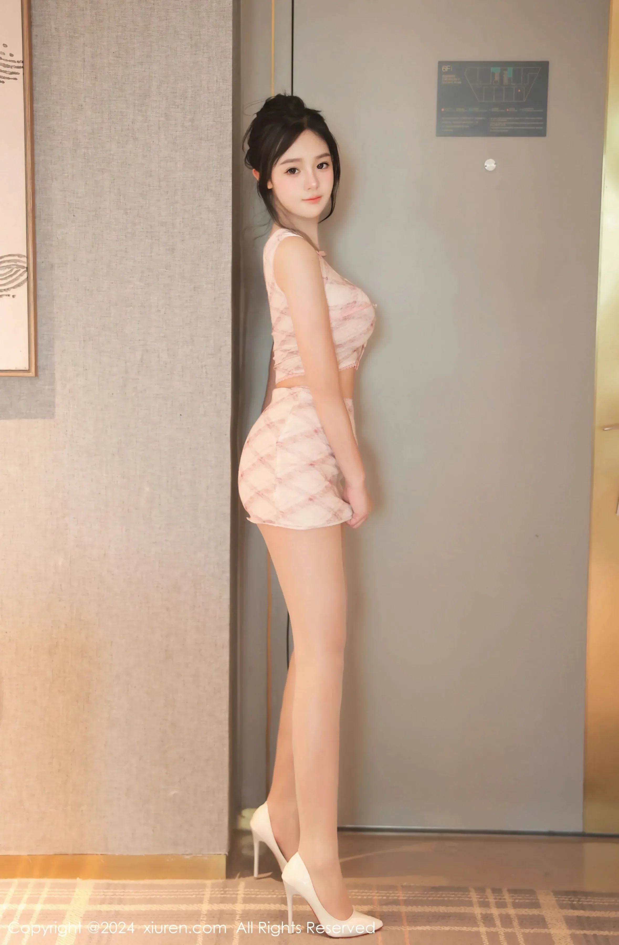  XiuRen 秀人 No.8419 金小依 [80P]第2张