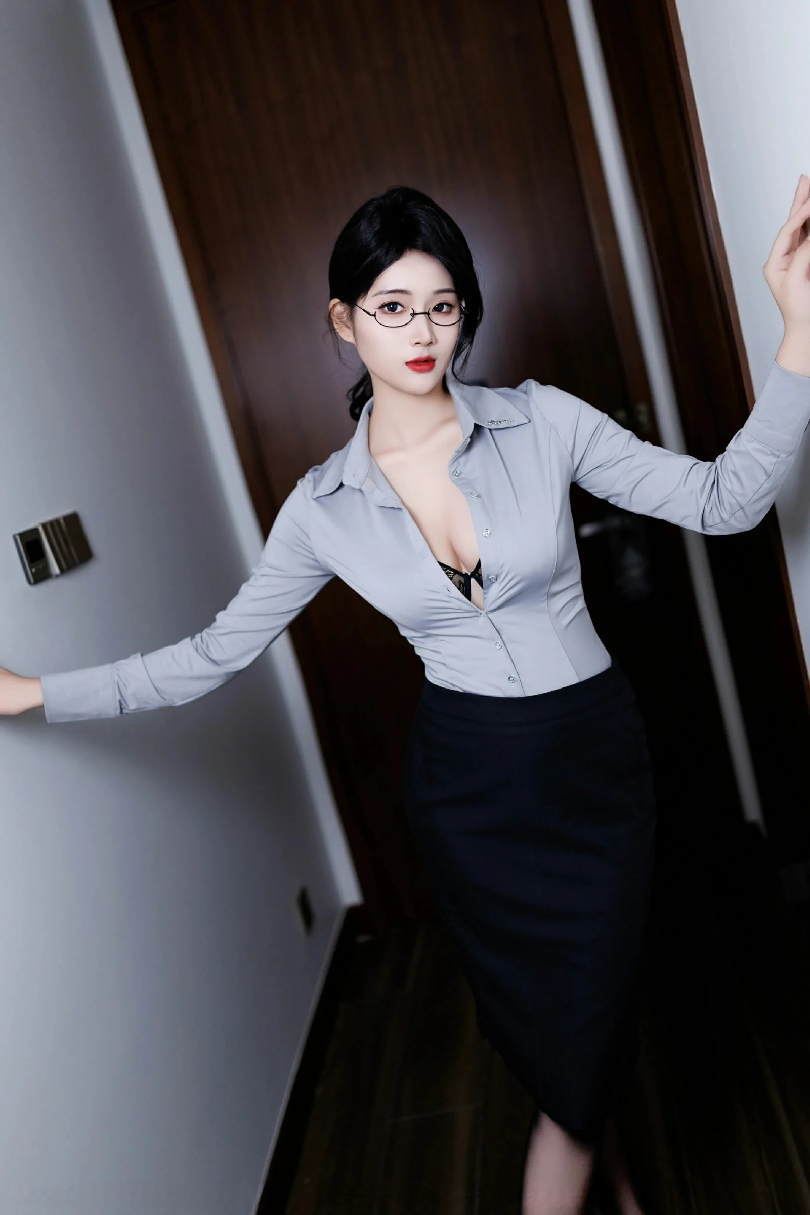  XiuRen 秀人 No.9567 南乔 新人模特 [90P]第12张