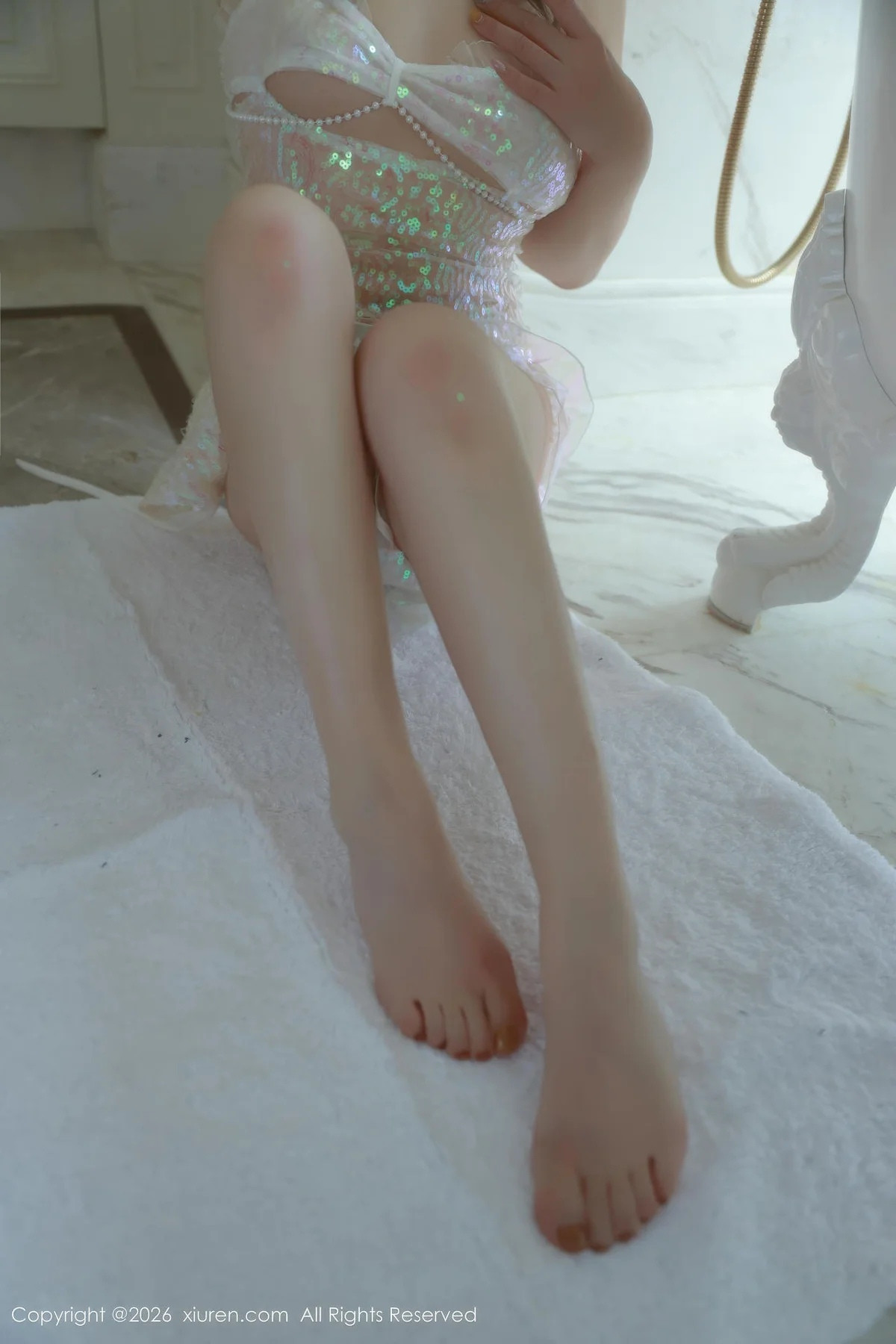  秀人网 小薯条nienie Vol.11298 [70P]第14张