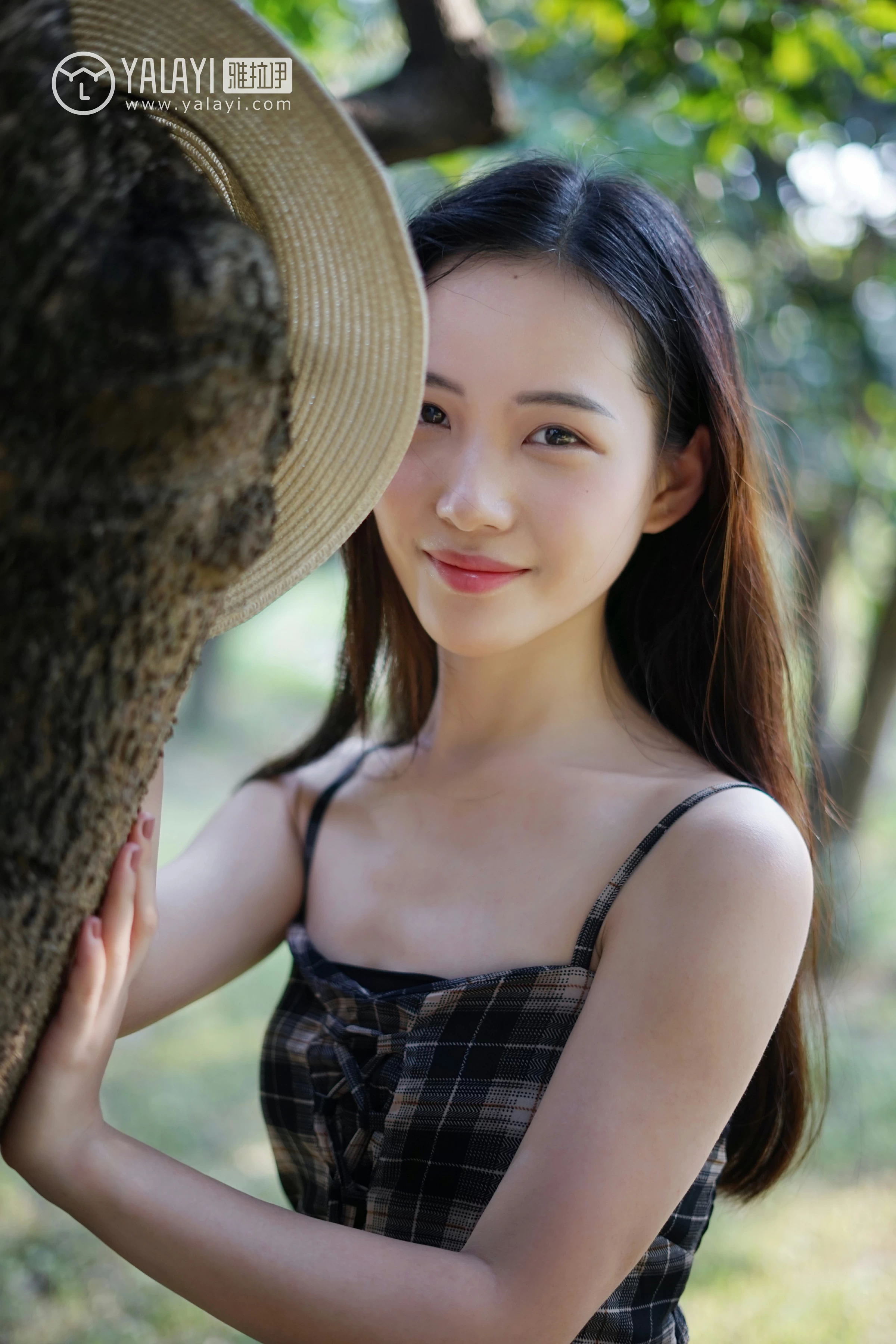 [YALAYI雅拉伊]NO.029 纯粹之心 卡柔 透视蕾丝上衣加吊带连衣裙性感私房写真集第4张