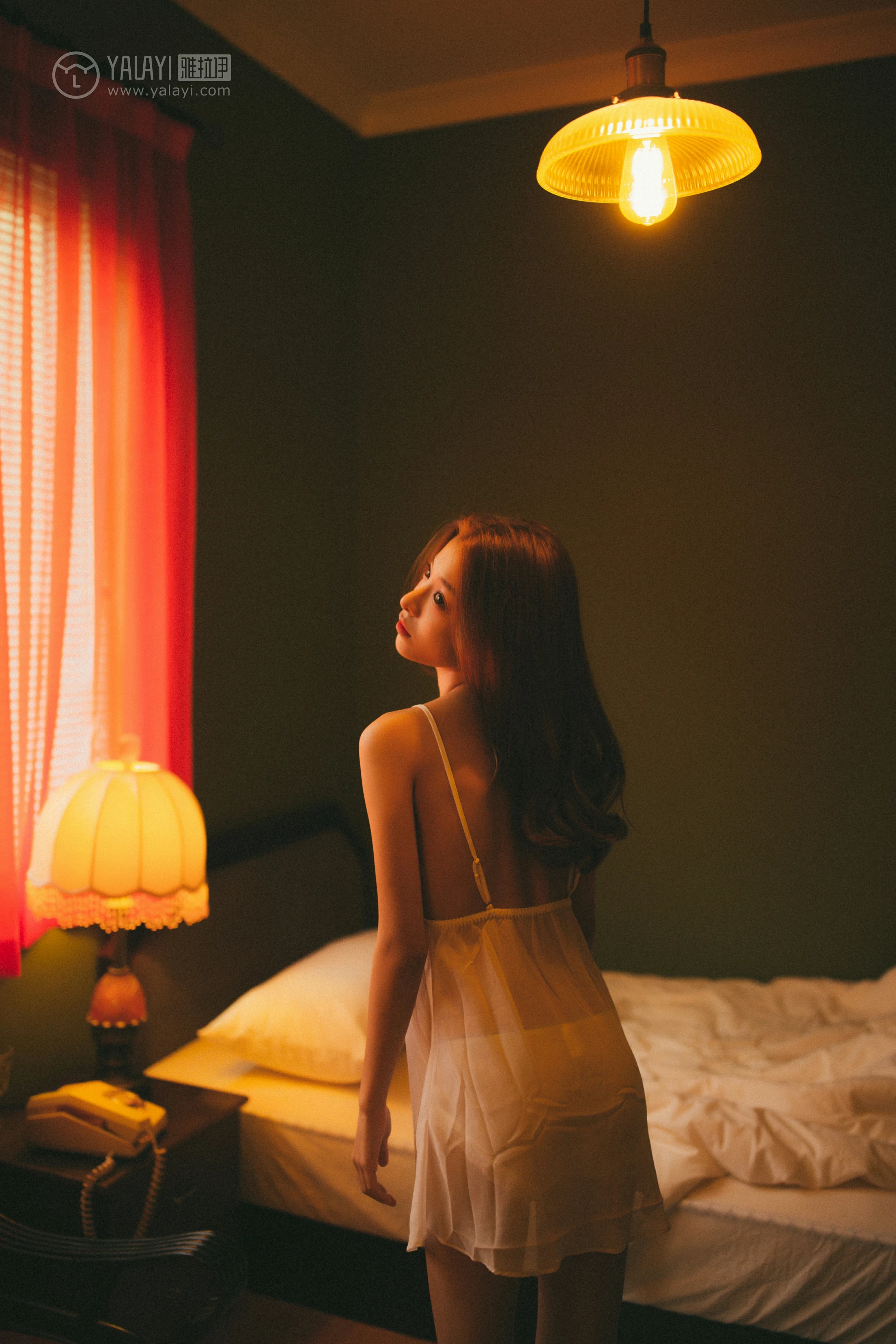[YALAYI雅拉伊]NO.116 我在等你 倩微微 透视镂空睡衣加白色蕾丝情趣内衣性感私房写真集第21张