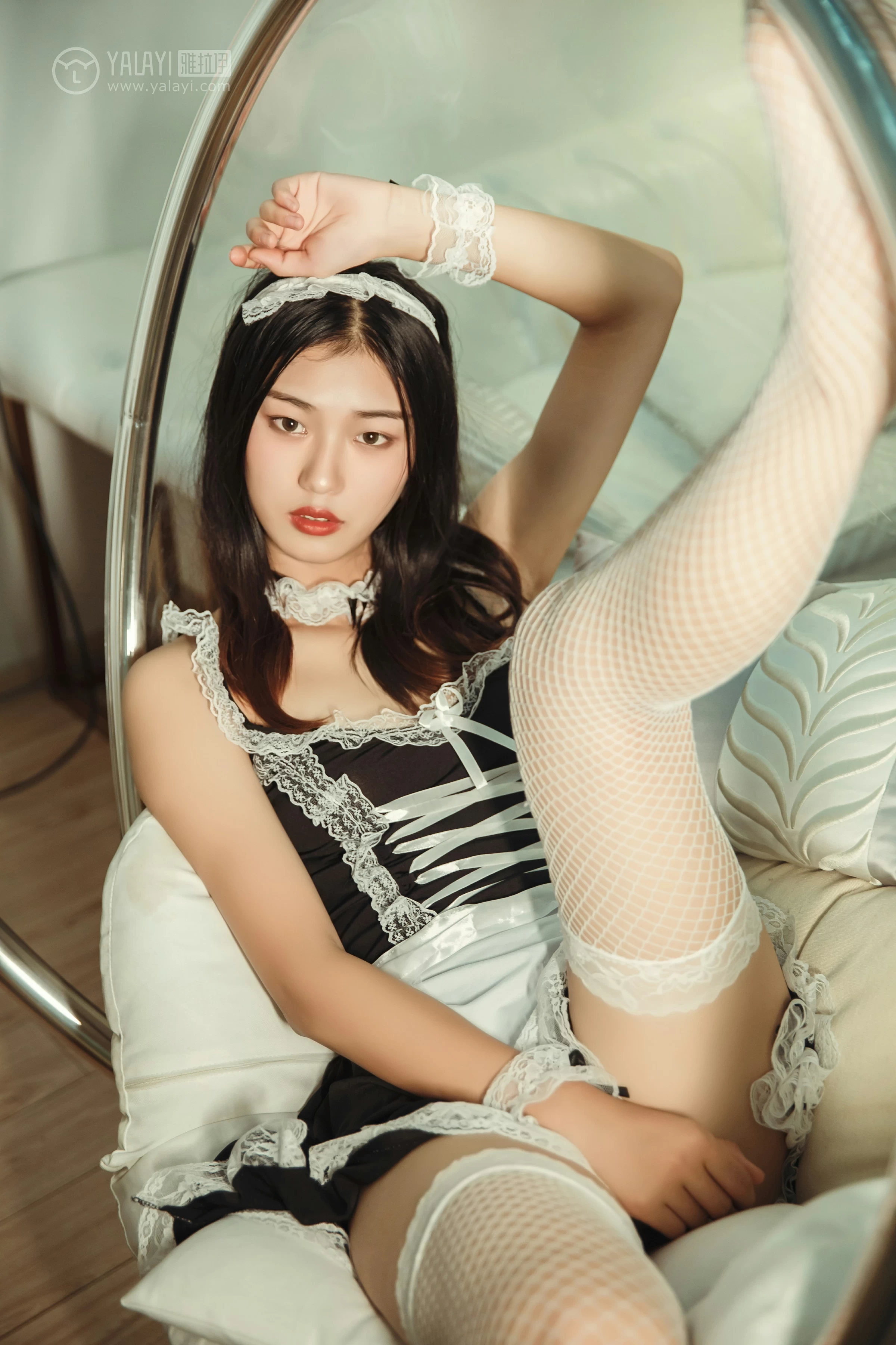 [YALAYI雅拉伊]NO.125 兔儿御姐 和风 性感女仆制服加白色情趣渔网袜私房写真集第9张