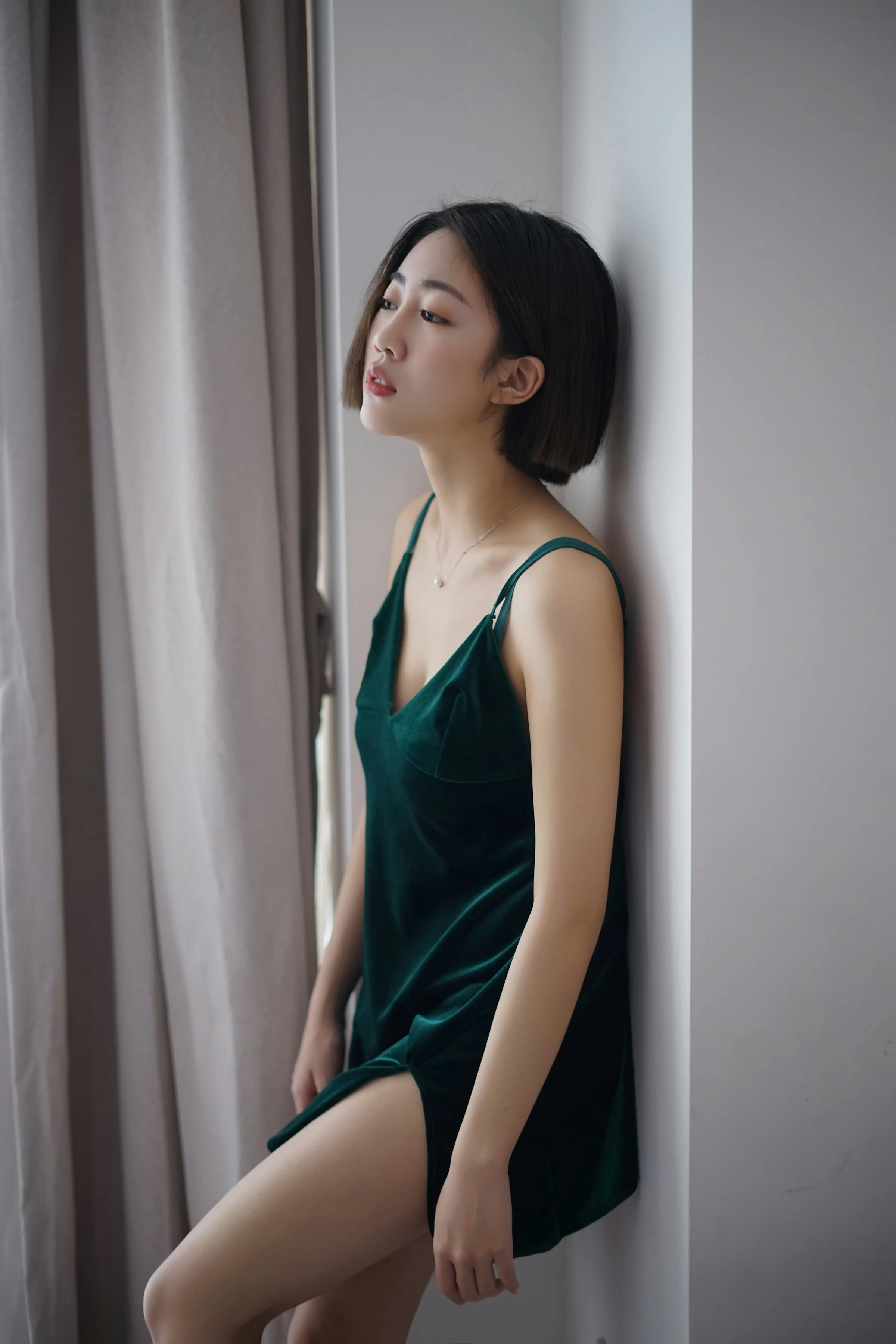 [YALAYI雅拉伊]NO.126 舞寂 肖萧 吊带睡衣加蕾丝内衣性感私房写真集第5张