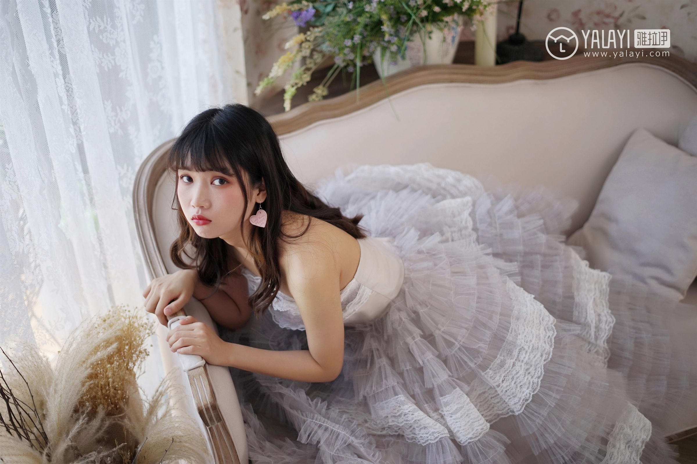 [YALAYI雅拉伊]NO.003 小公主的薄纱裙 公主小兔子 白色透视抹胸连衣裙性感私房写真集第4张