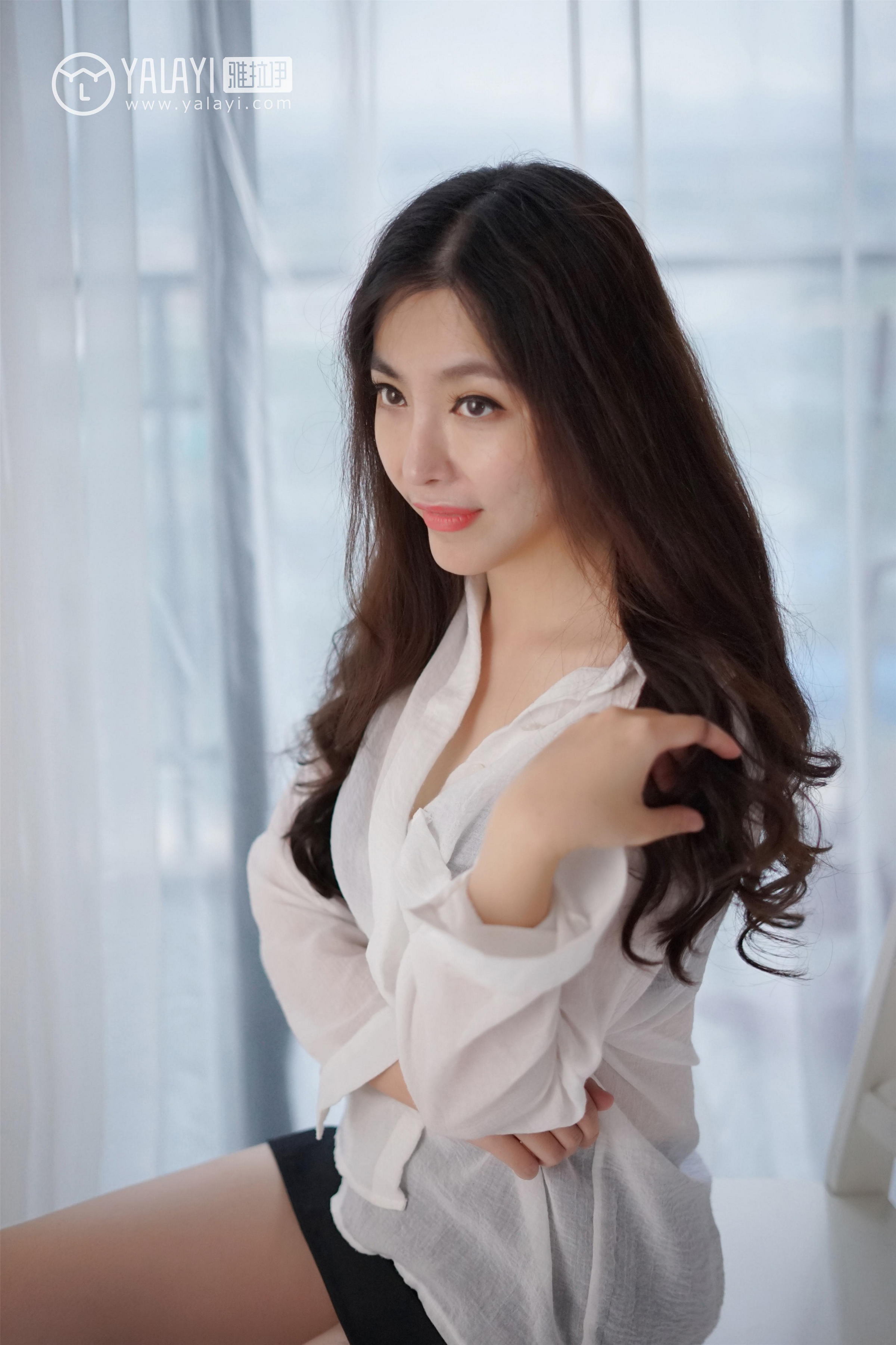 [YALAYI雅拉伊]NO.012 韵味美腿丽人 沈紫云 白色透视衬衫加黑色短裙性感私房写真集第8张