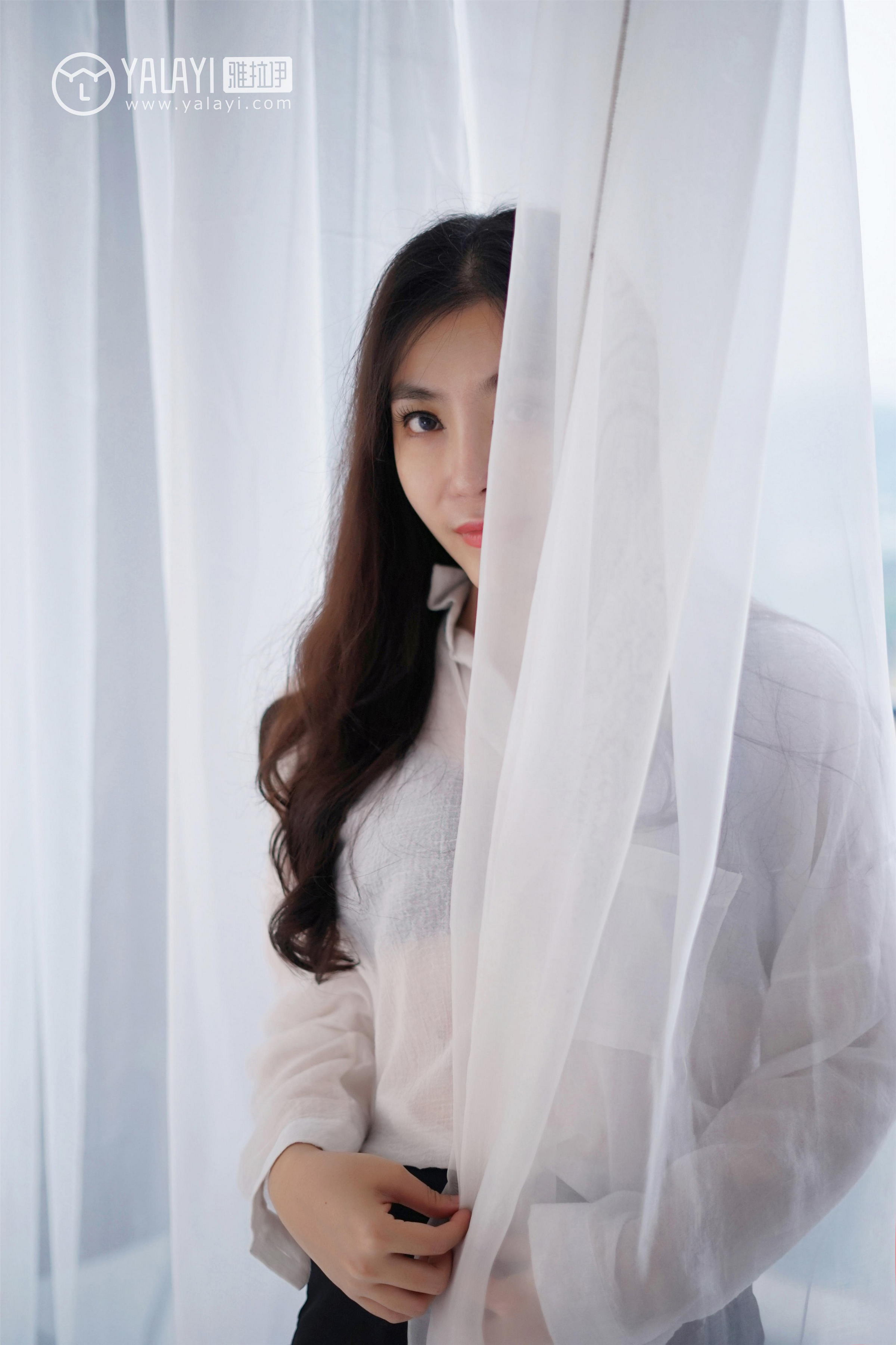 [YALAYI雅拉伊]NO.012 韵味美腿丽人 沈紫云 白色透视衬衫加黑色短裙性感私房写真集第12张
