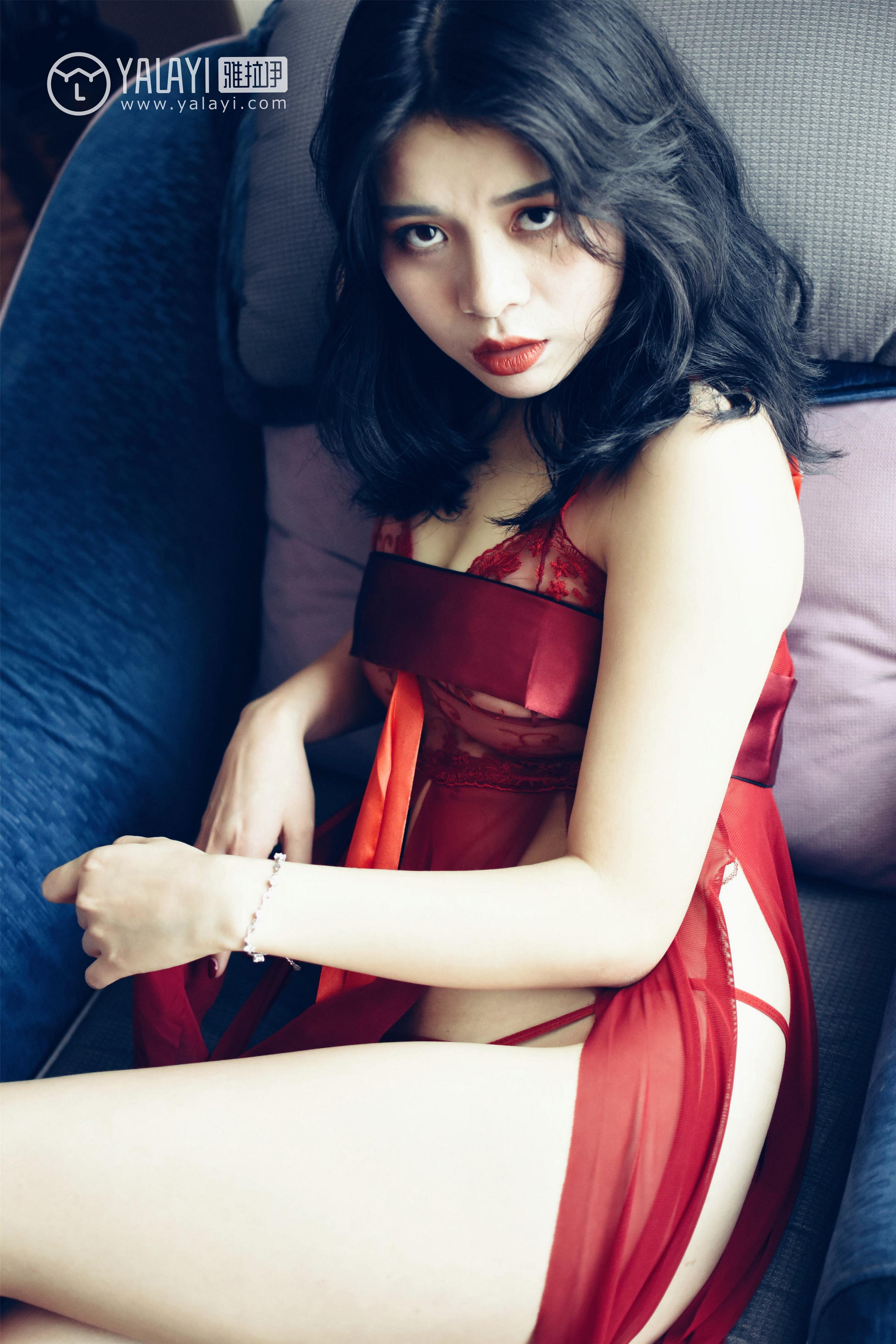 [YALAYI雅拉伊]NO.014 心蕊的红色睡袍 米心蕊 红色透视情趣睡衣性感私房写真集第5张