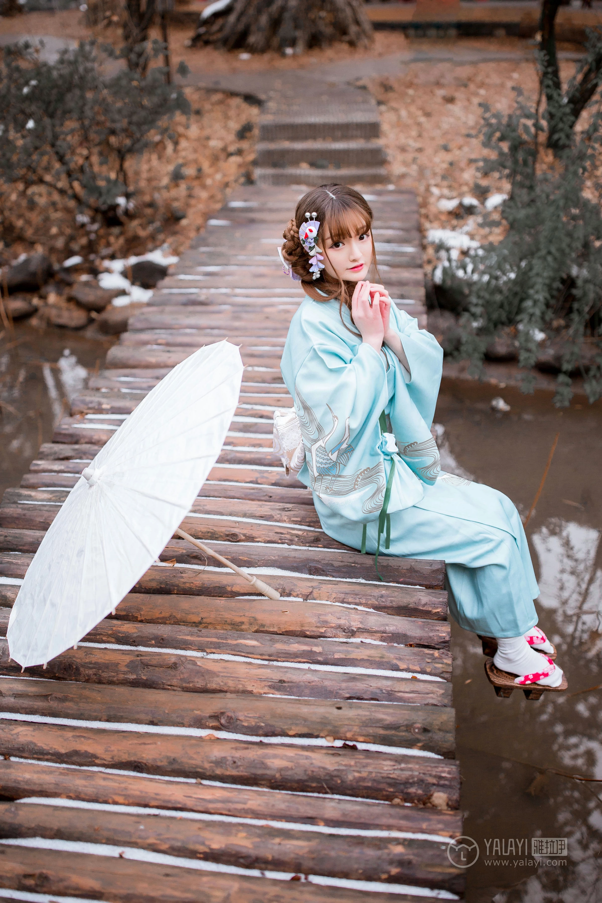 [YALAYI雅拉伊]No.192 赏雪 团团 淡蓝色和服性感私房写真集第17张