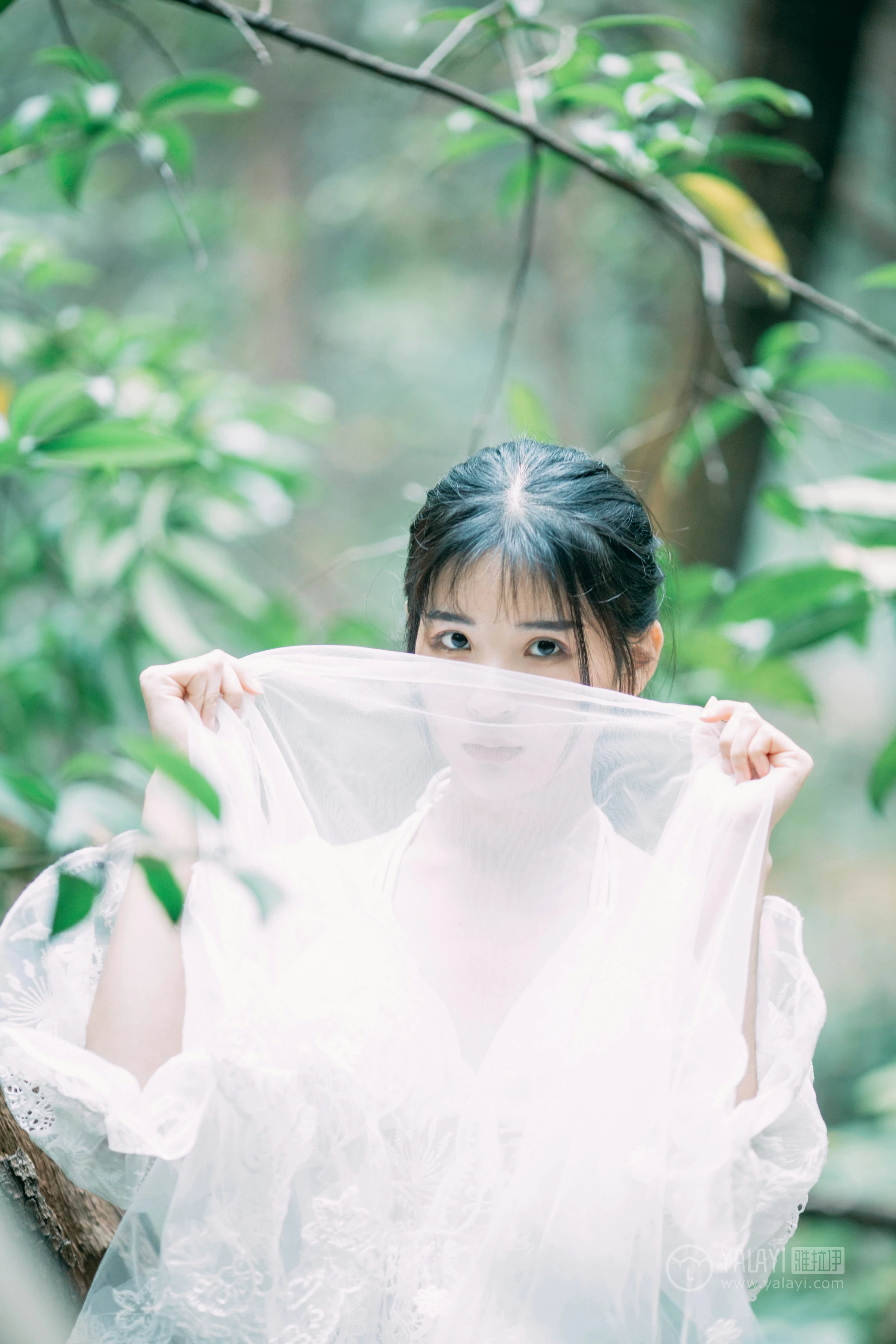 [YALAYI雅拉伊]No.194 仙乐飘飘 阿惜 白色透视镂空连衣裙加白色内衣性感私房写真集第10张