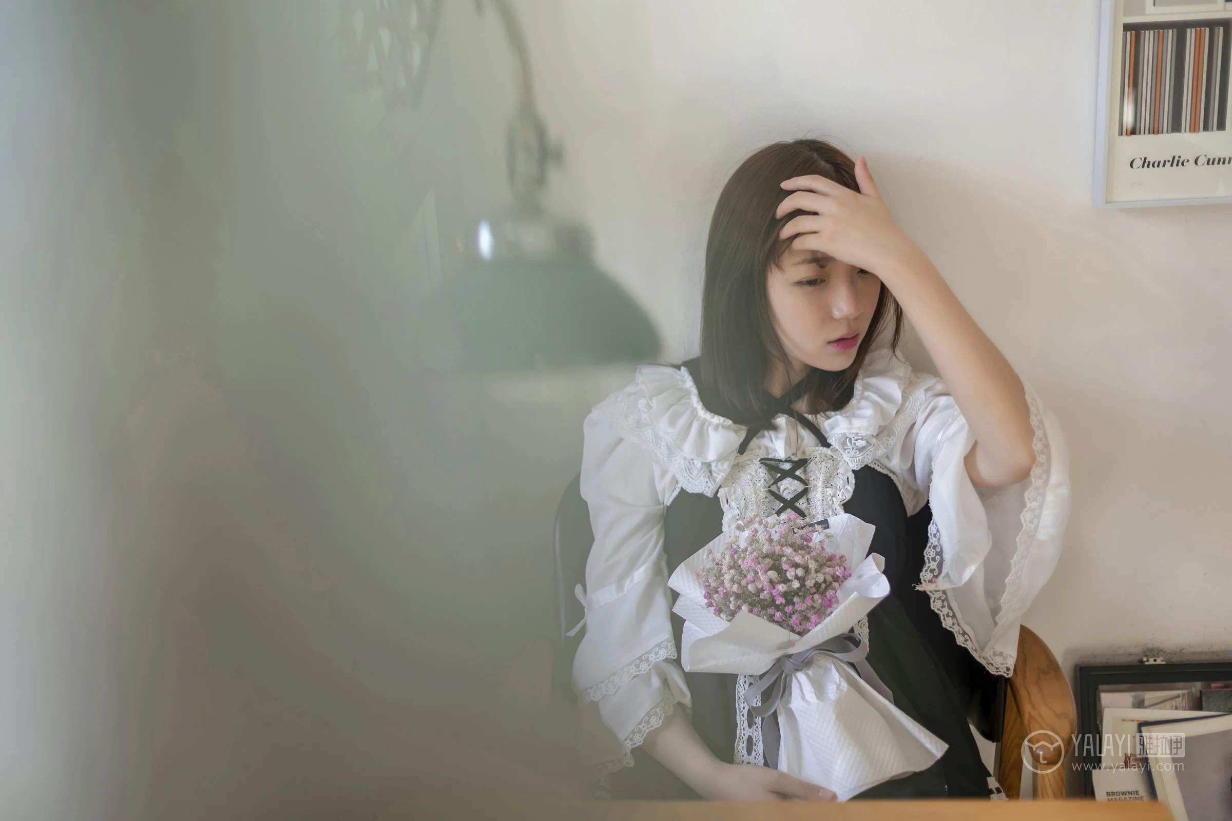 [YALAYI雅拉伊]No.219 半糖洛丽塔 刘开心 情趣公主制服连衣裙性感私房写真集第13张