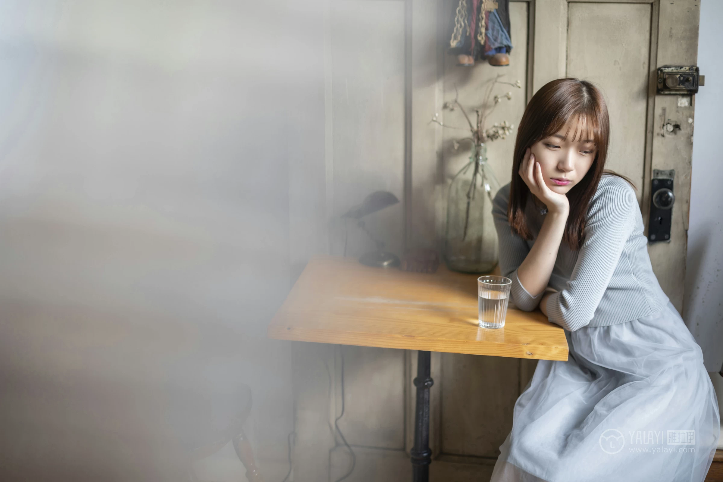 [YALAYI雅拉伊]No.249 看着你玩 刘开心 蓝色上衣加短裙清纯可爱私房写真集第12张