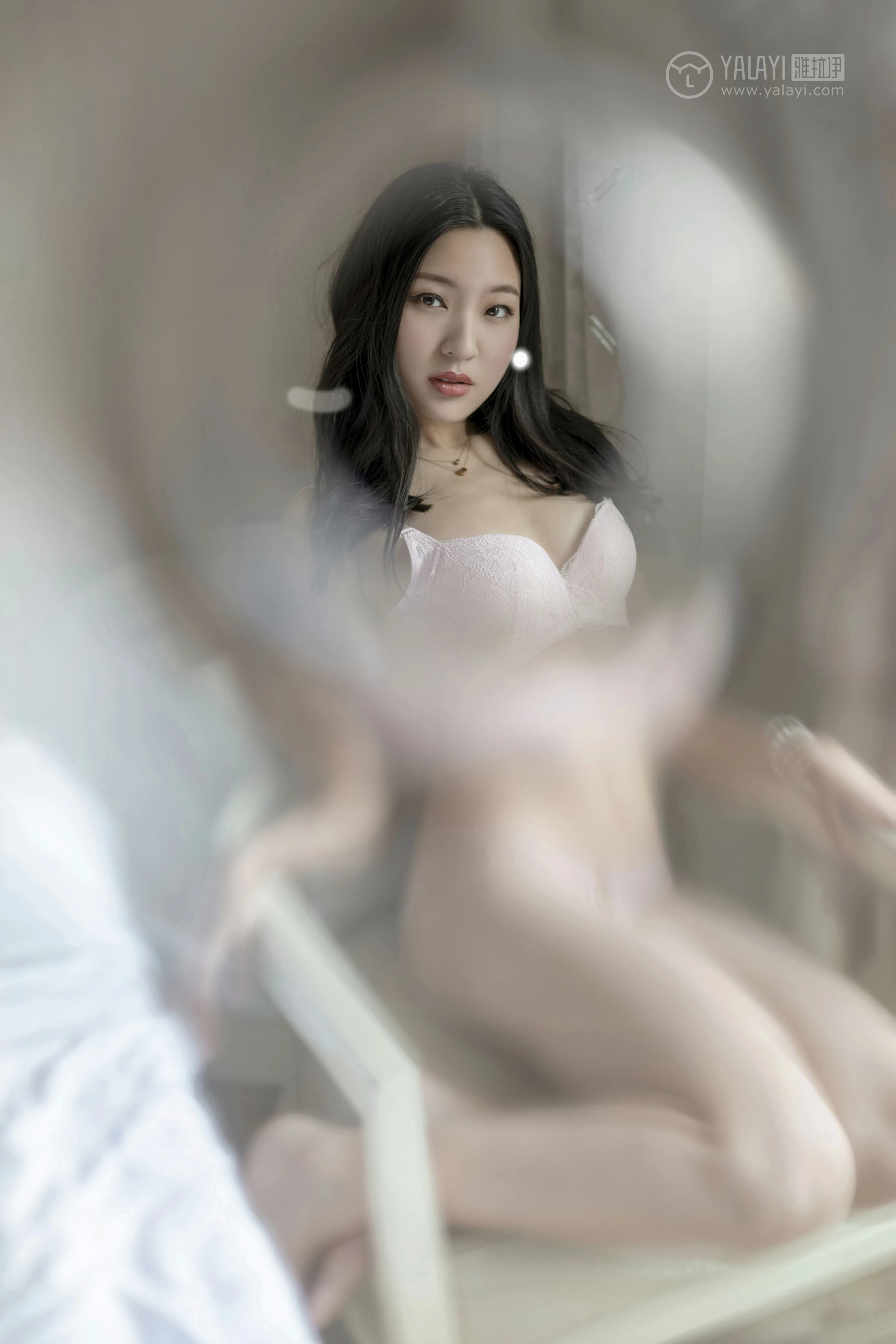 [YALAYI雅拉伊]No.269 如梦亦幻 张萌 粉色蕾丝内衣性感私房写真集第15张