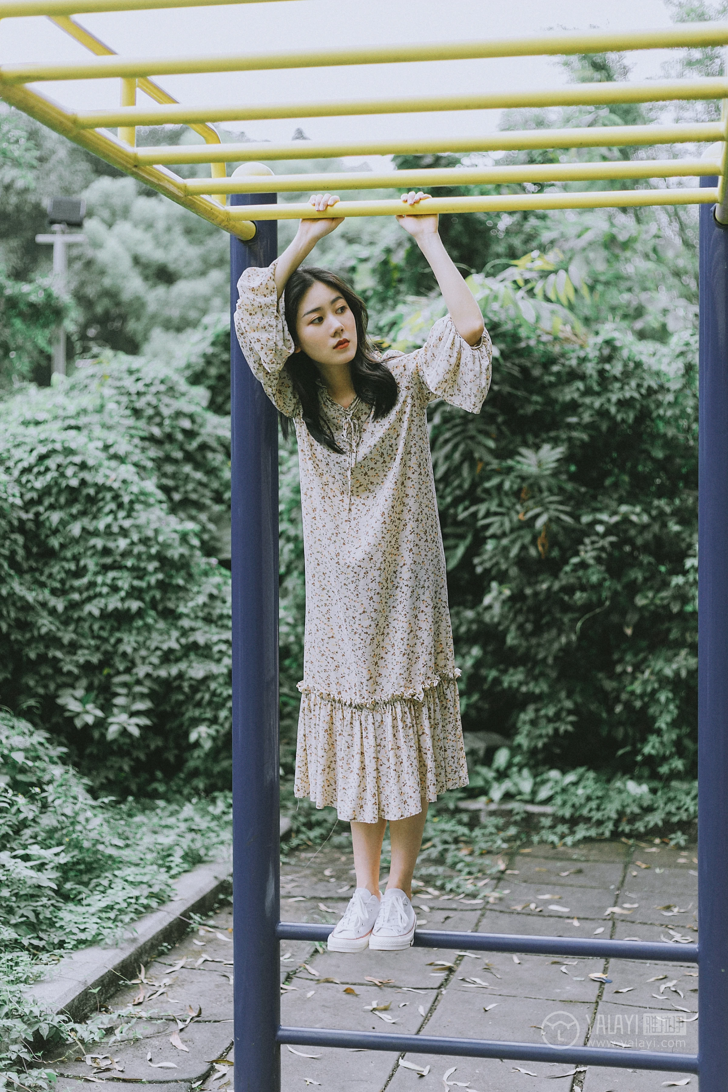 [YALAYI雅拉伊] No.274 芳华 喜儿 蓝色卫衣与白色透视短裙性感私房写真集第4张