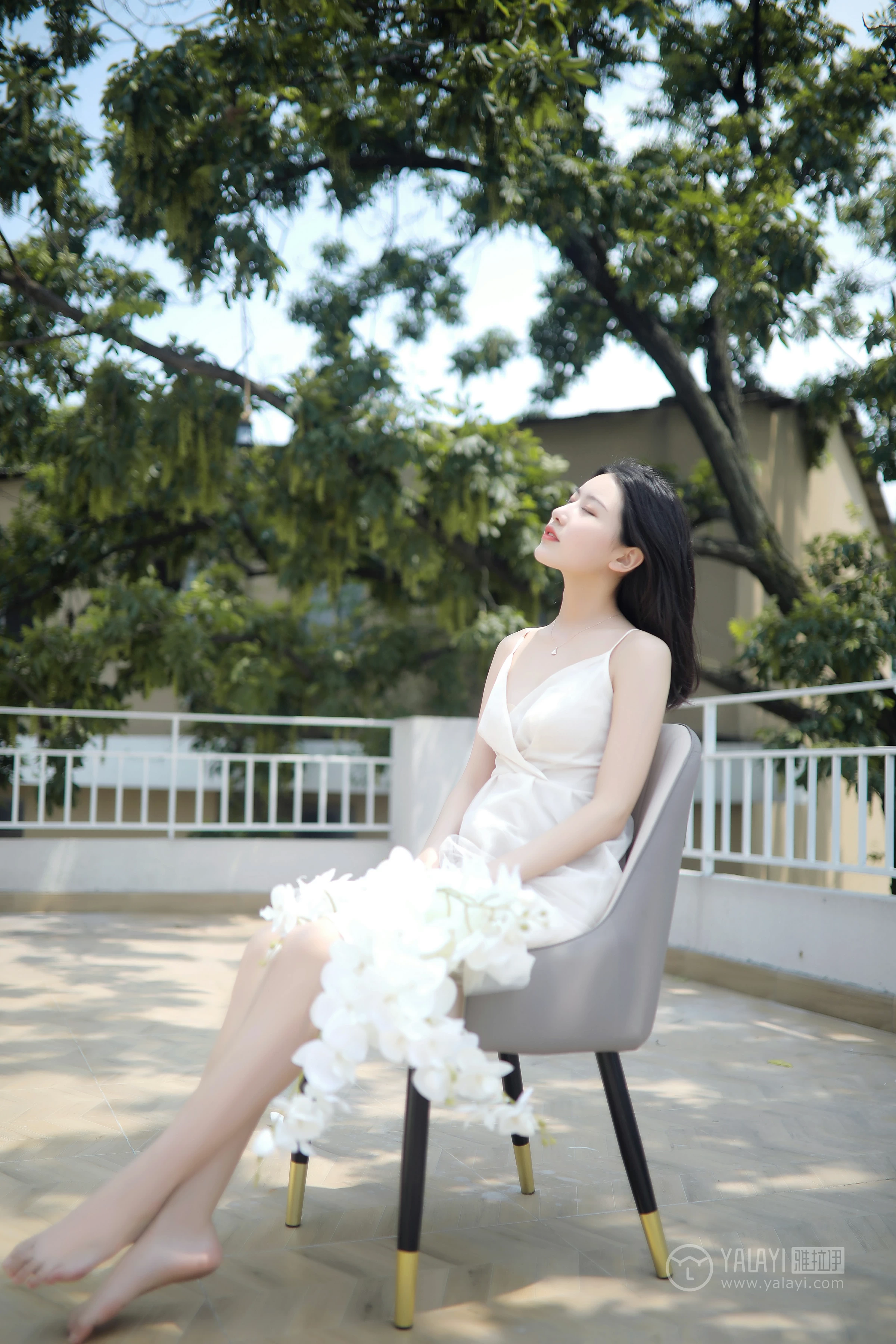[YALAYI雅拉伊]No.310 听风 白璐 仙气飘飘 白色吊带连衣裙性感私房写真集第13张