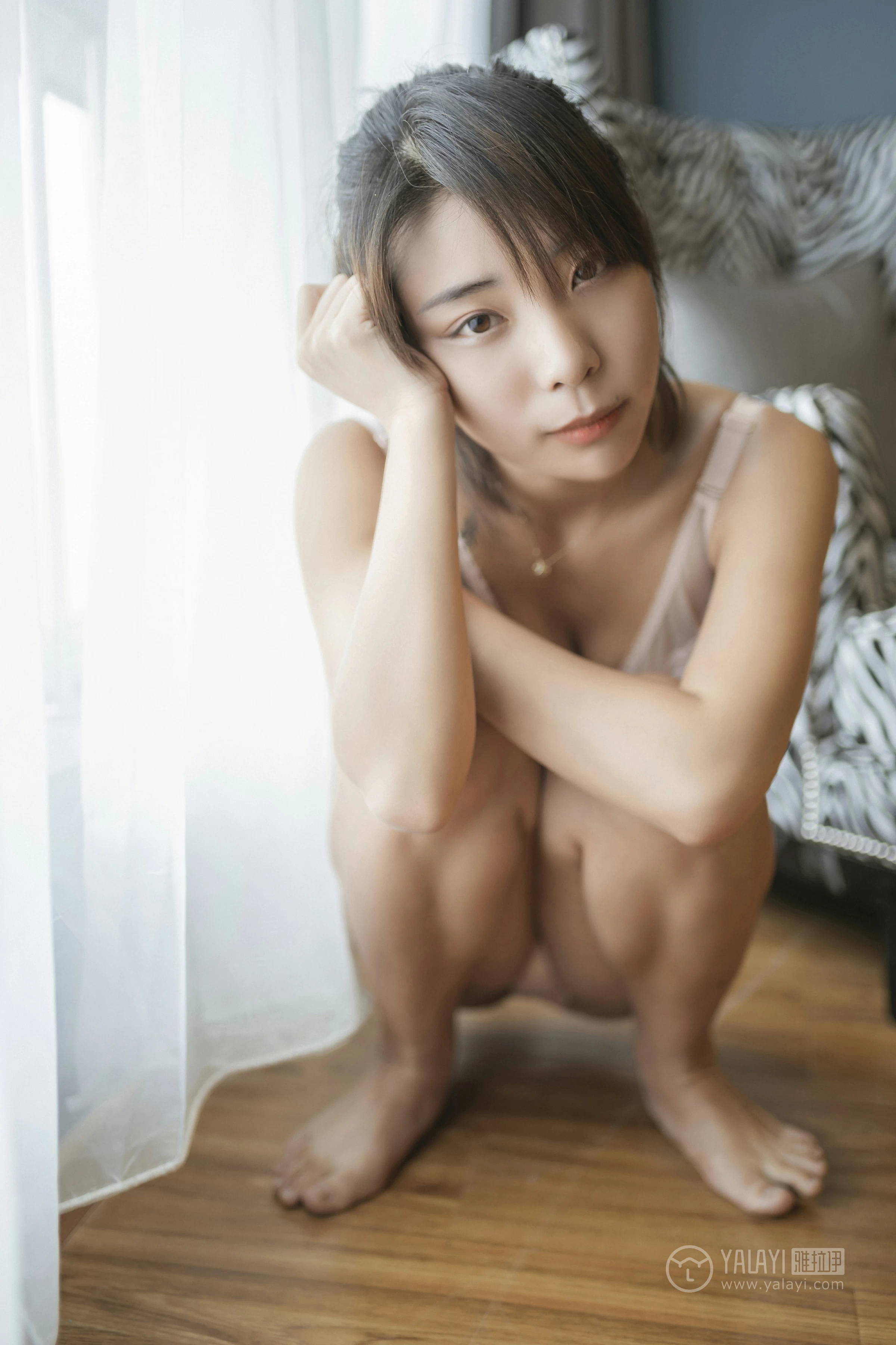 [YALAYI雅拉伊]No.335 斑马斑马 俞青青 粉色蕾丝内衣加粉色内裤性感私房写真集第16张