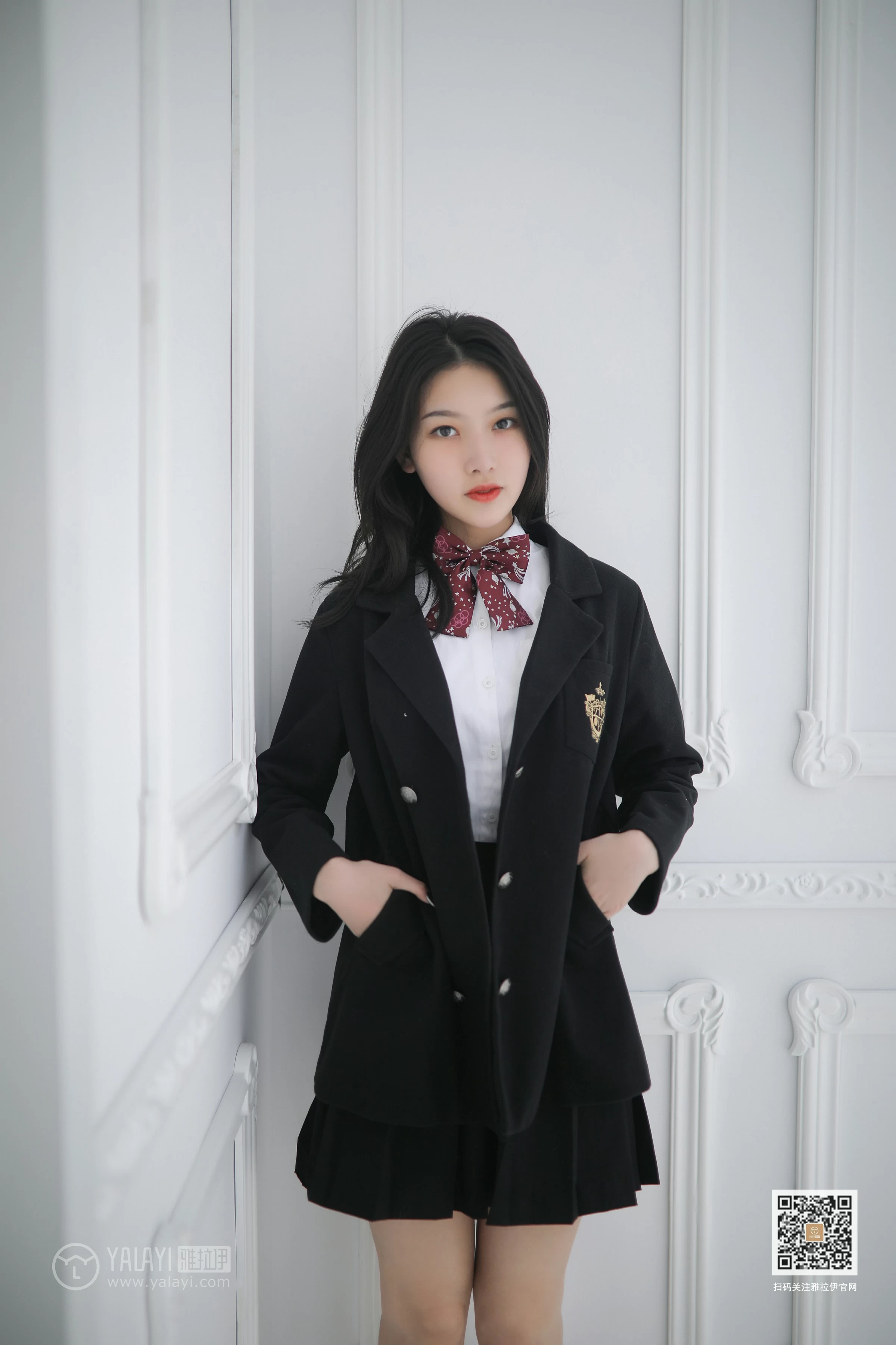 [YALAYI雅拉伊]No.387 毕业季 白璐 黑色高中女生制服与短裙加肉色丝袜美腿性感私房写真集第6张