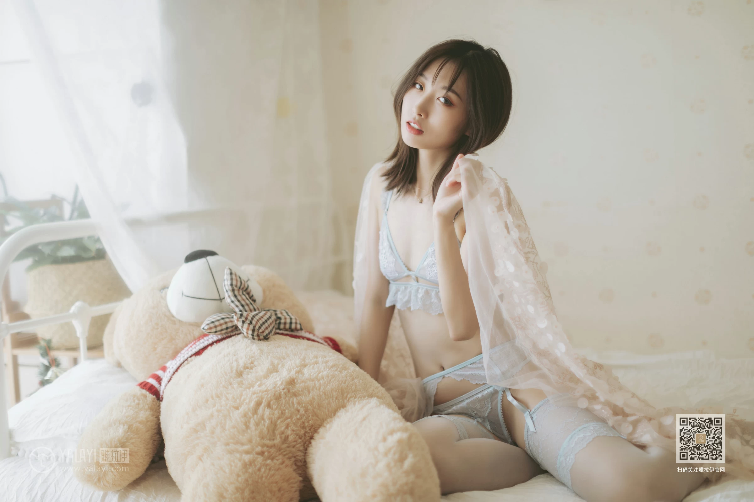 [YALAYI雅拉伊]Vol.436 维纳斯的秘密 佳佳 淡蓝色透视情趣内衣性感私房写真集第7张