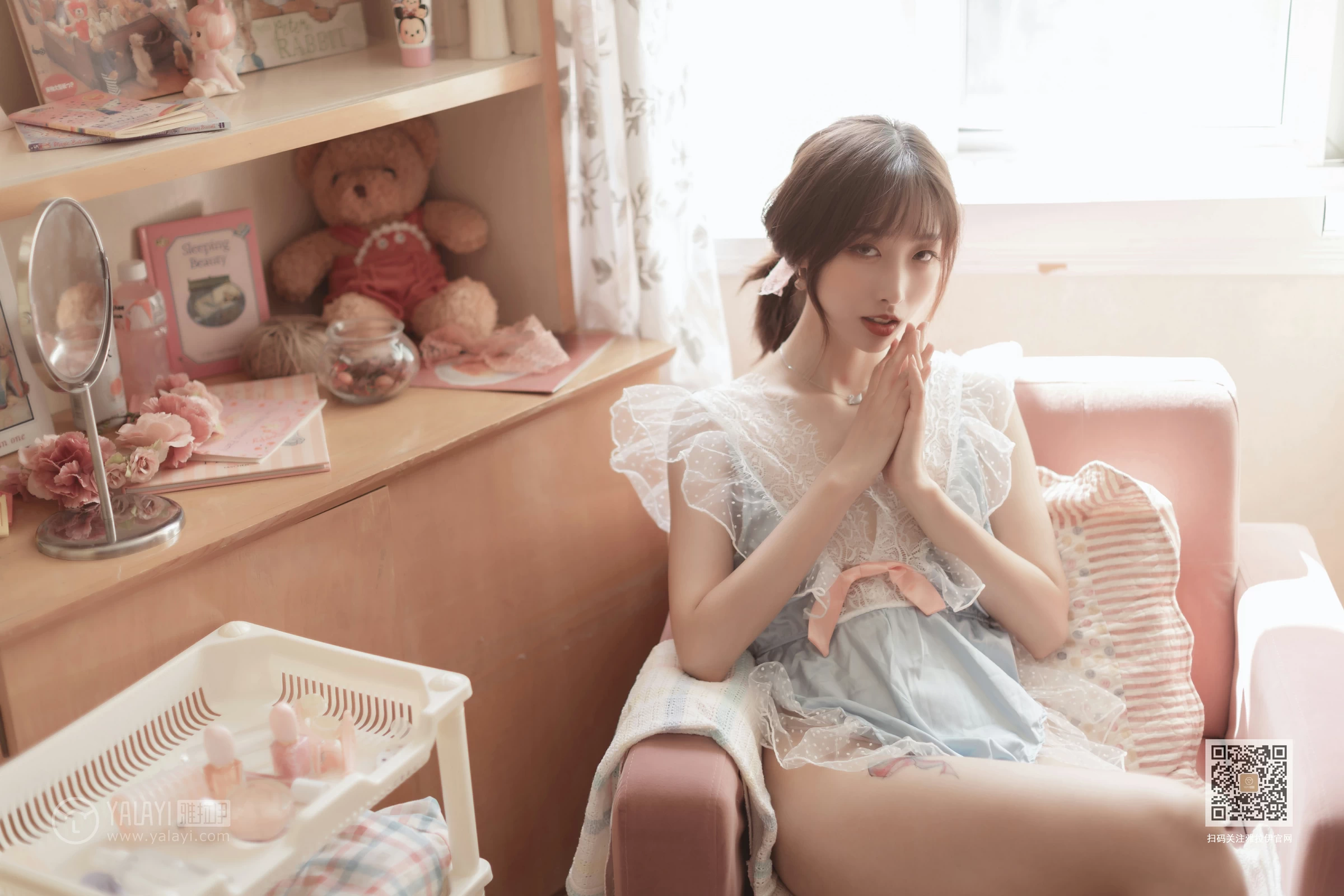 [YALAYI雅拉伊]Vol.443 佳人有约 佳佳 透视情趣内衣性感私房写真集第2张