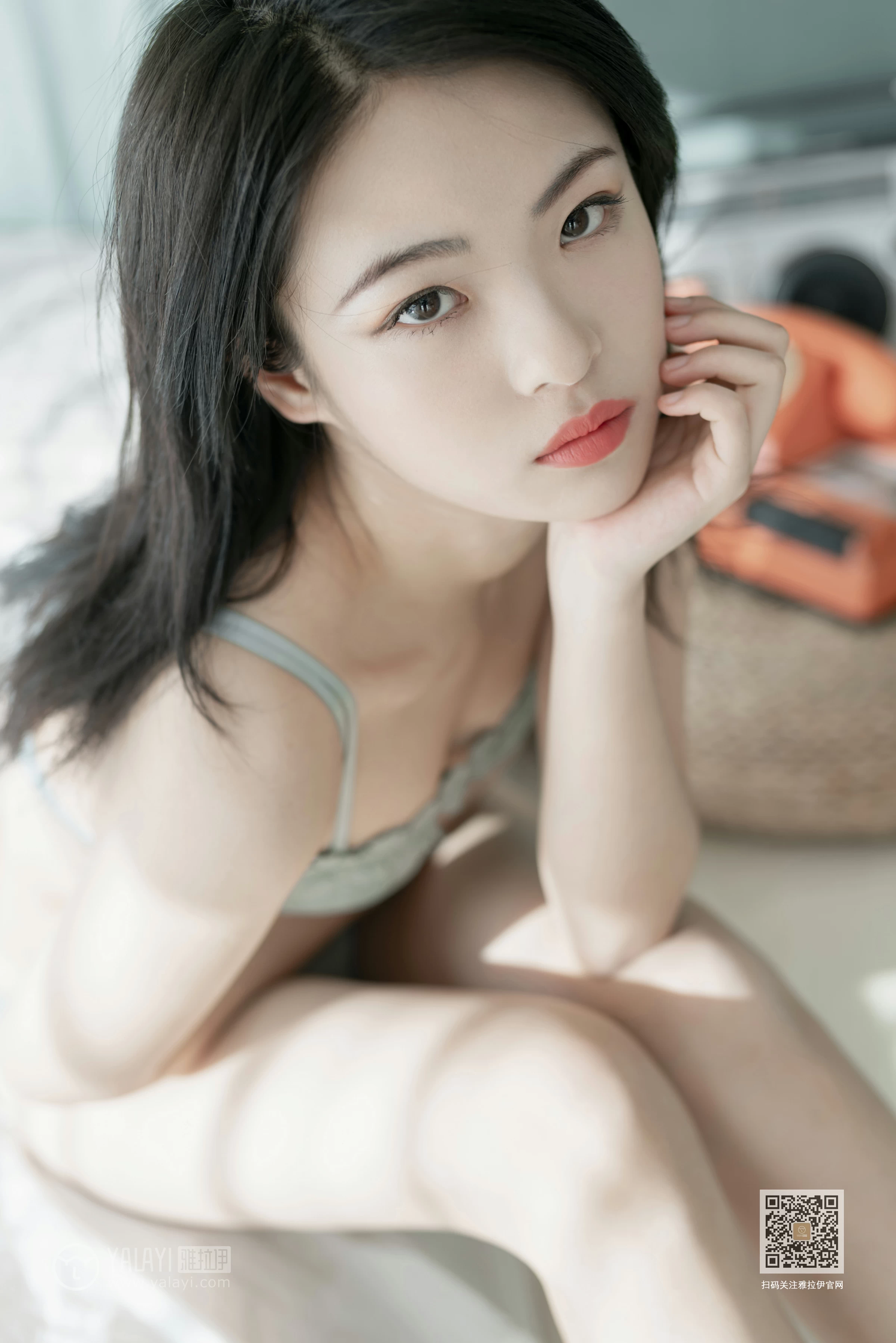 [YALAYI雅拉伊]Vol.487 翡翠女神 含嫣 淡蓝色蕾丝内衣性感私房写真集第6张