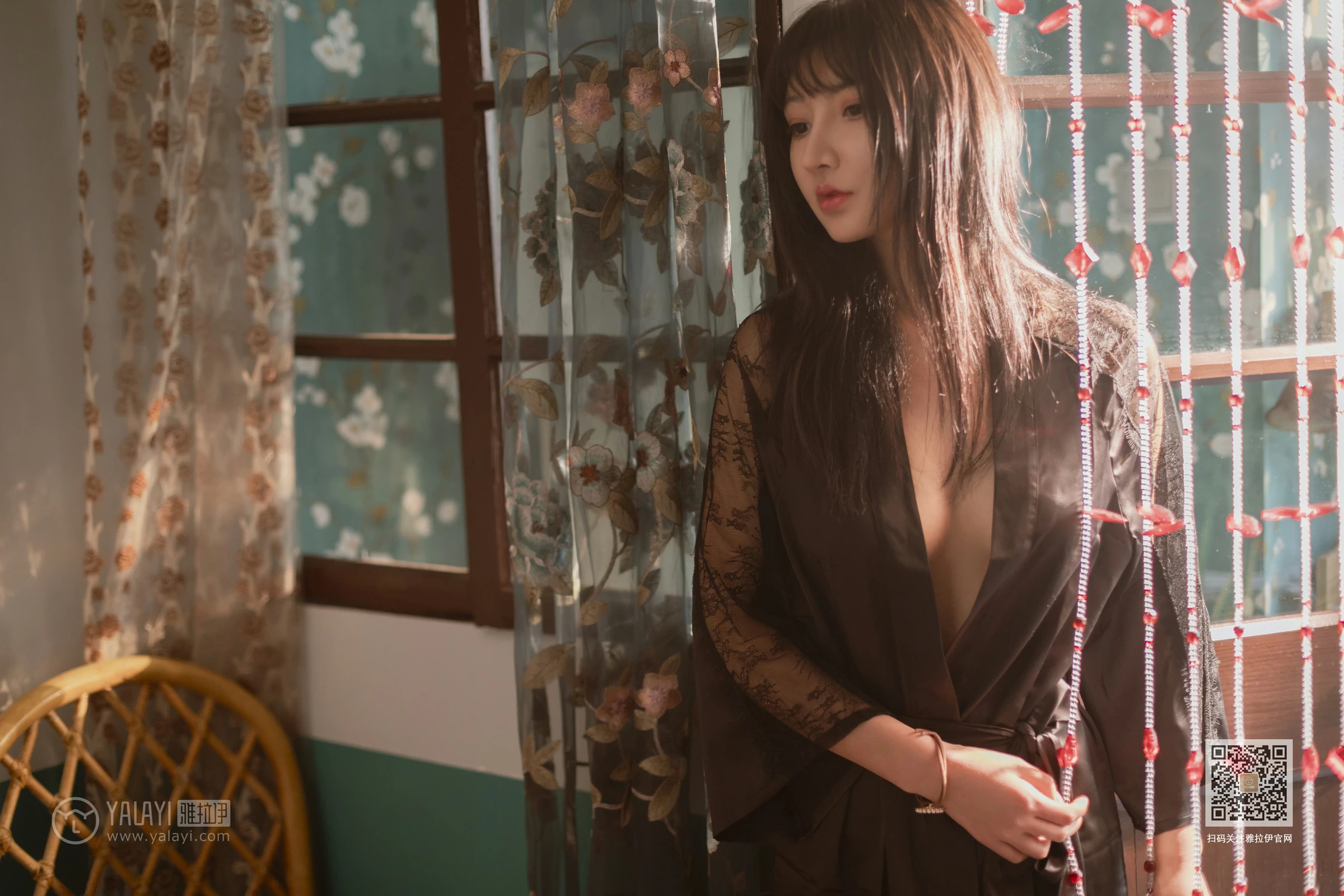 [YALAYI雅拉伊]Vol.494 帘卷美人绰态 韩熙 黑色透视睡衣性感私房写真集第10张