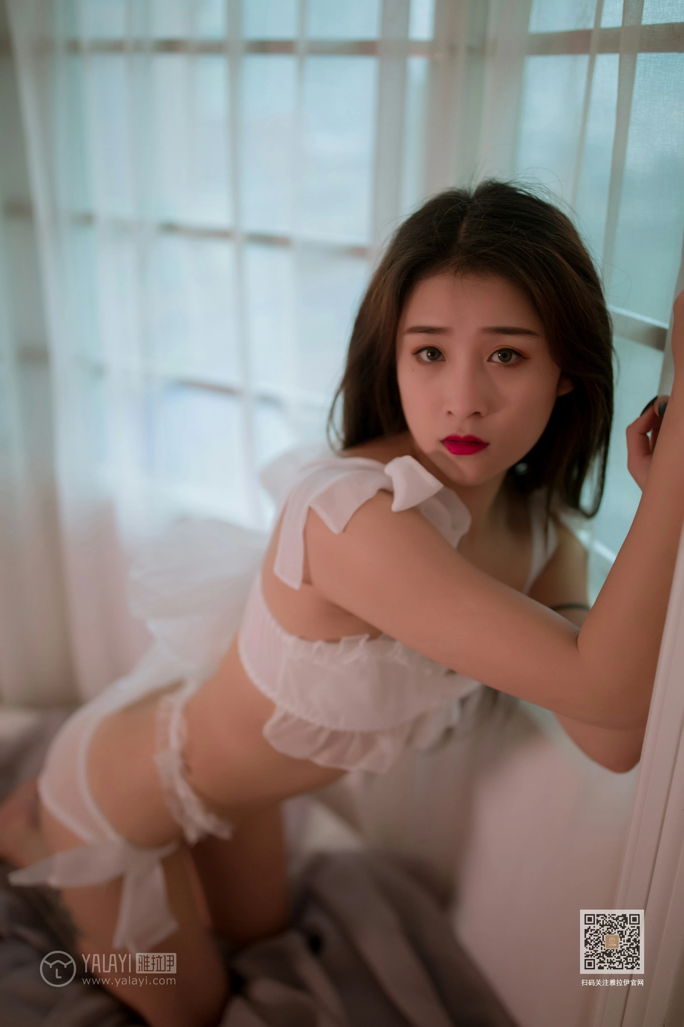 [YALAYI雅拉伊]Vol.510 撩人的丝带 素素 白色透视情趣内衣性感私房写真集第10张