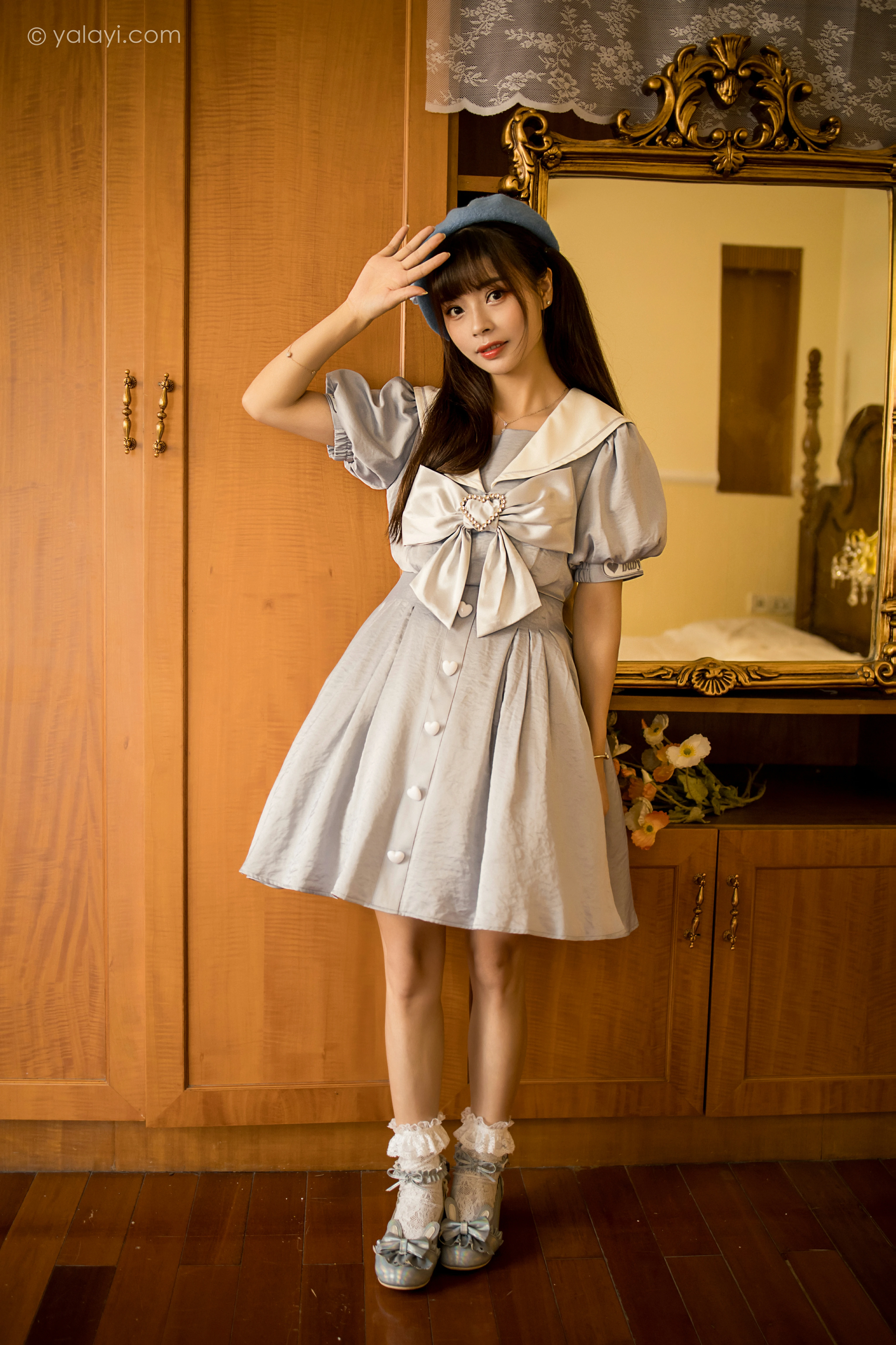 [YALAYI雅拉伊]NO.859 JK水手制服 程小蝶 灰色连身制服居家清纯写真集第4张