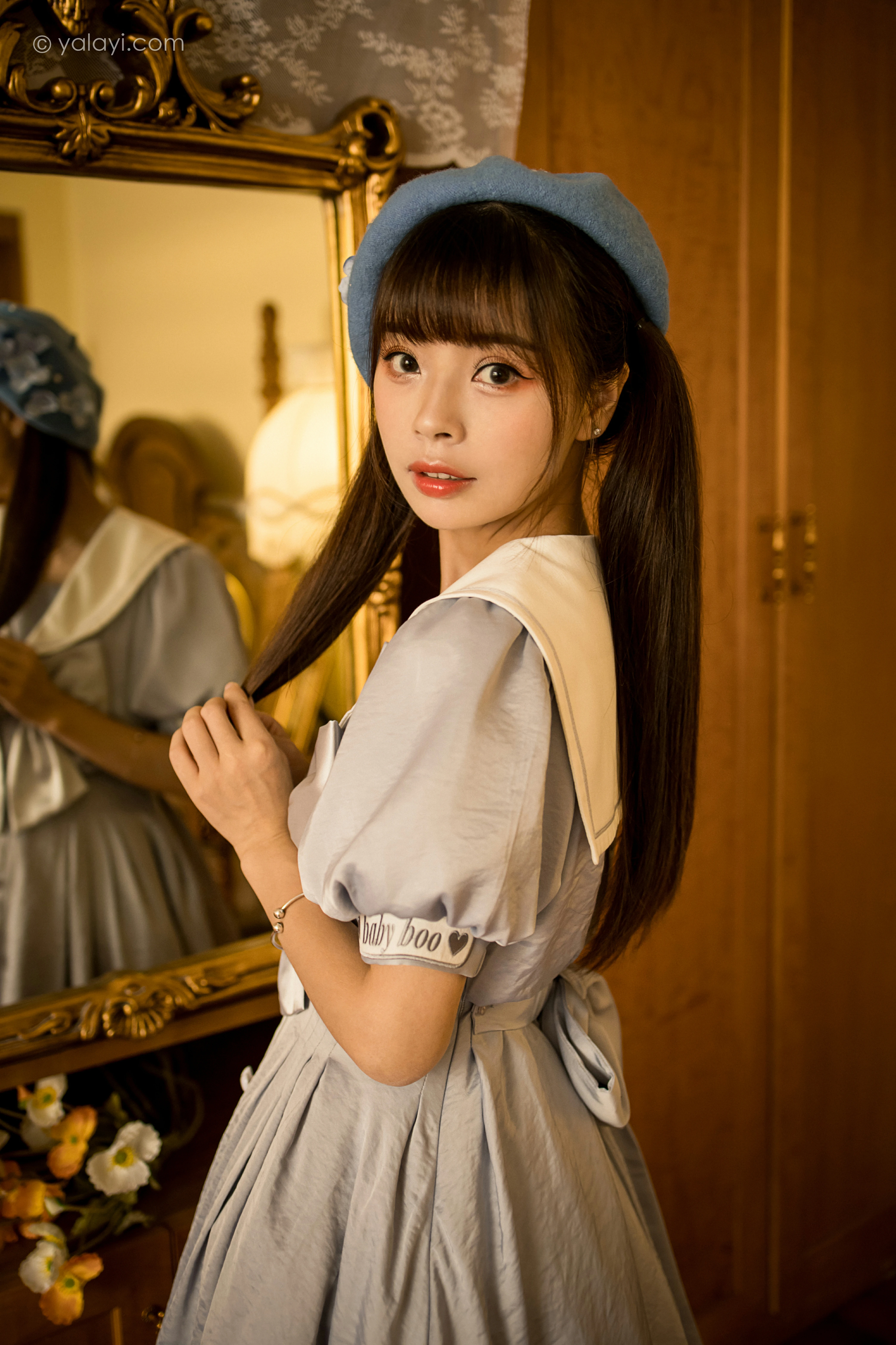 [YALAYI雅拉伊]NO.859 JK水手制服 程小蝶 灰色连身制服居家清纯写真集第3张