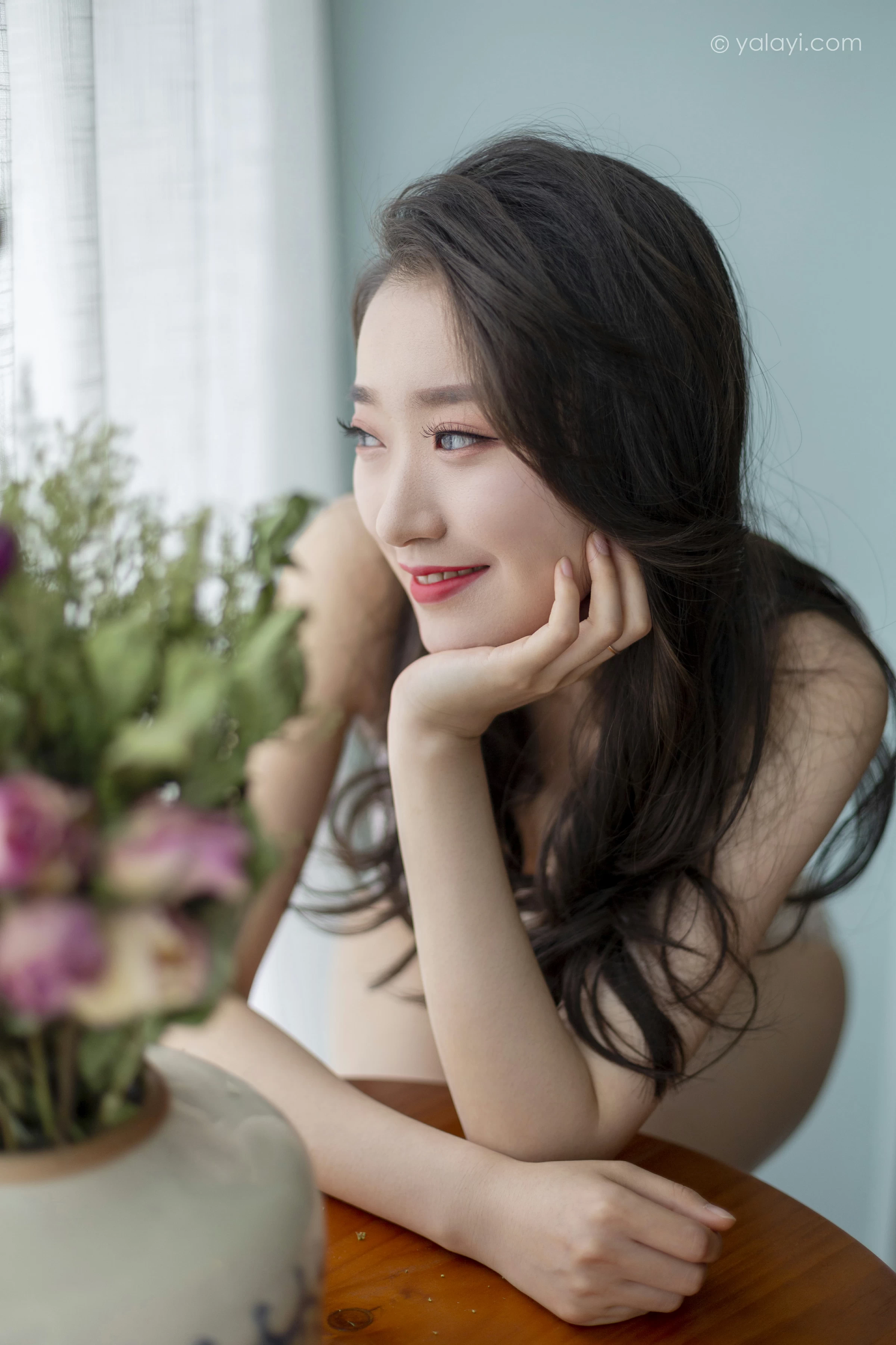 [YALAYI雅拉伊]NO.701 《花容月貌》 心怡 白色蕾丝内衣居家性感私房写真集第1张