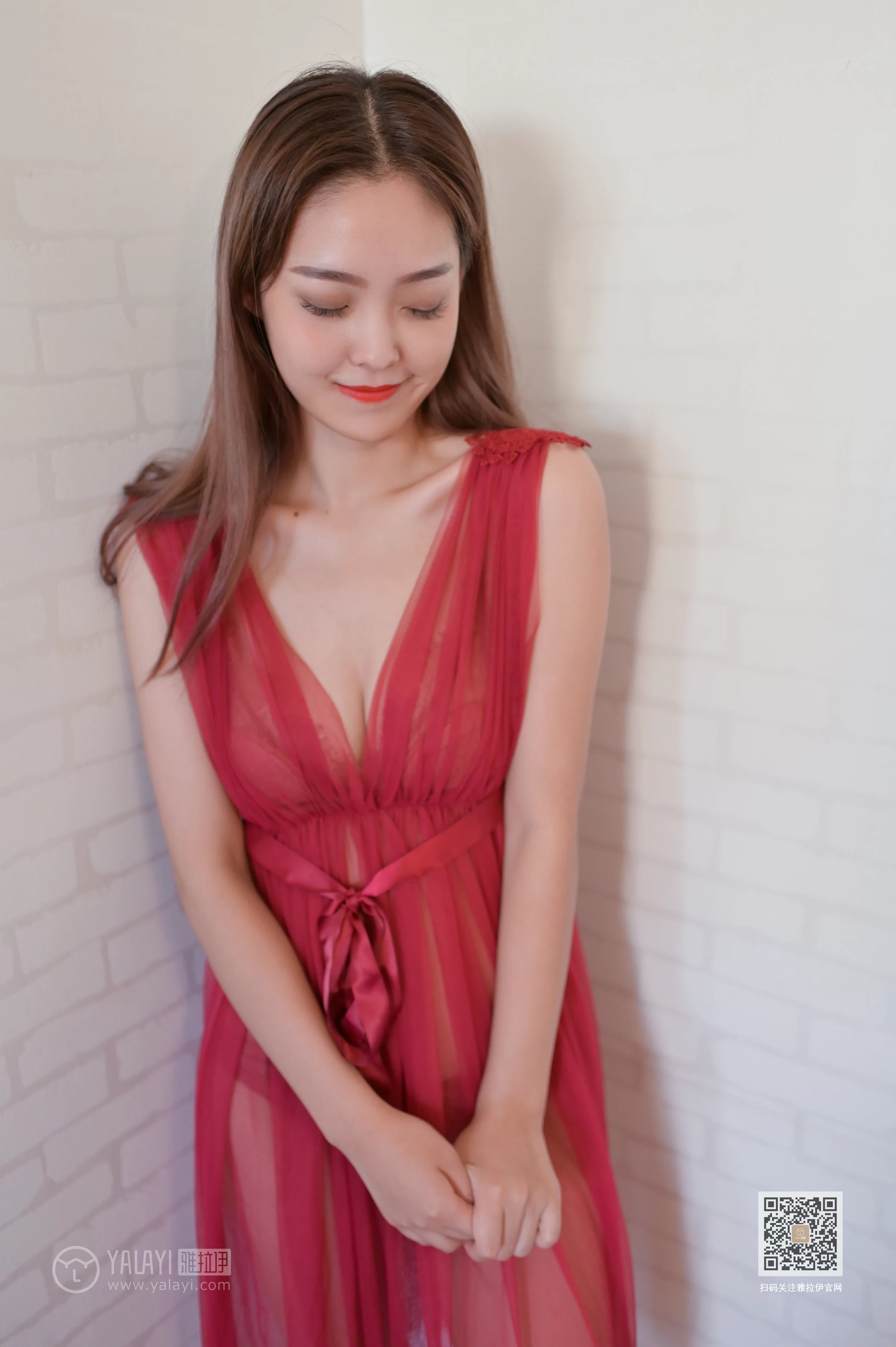[YALAYI雅拉伊]Vol.446 红拂女 出尘 白色透视情趣连衣裙居家性感私房写真集第11张