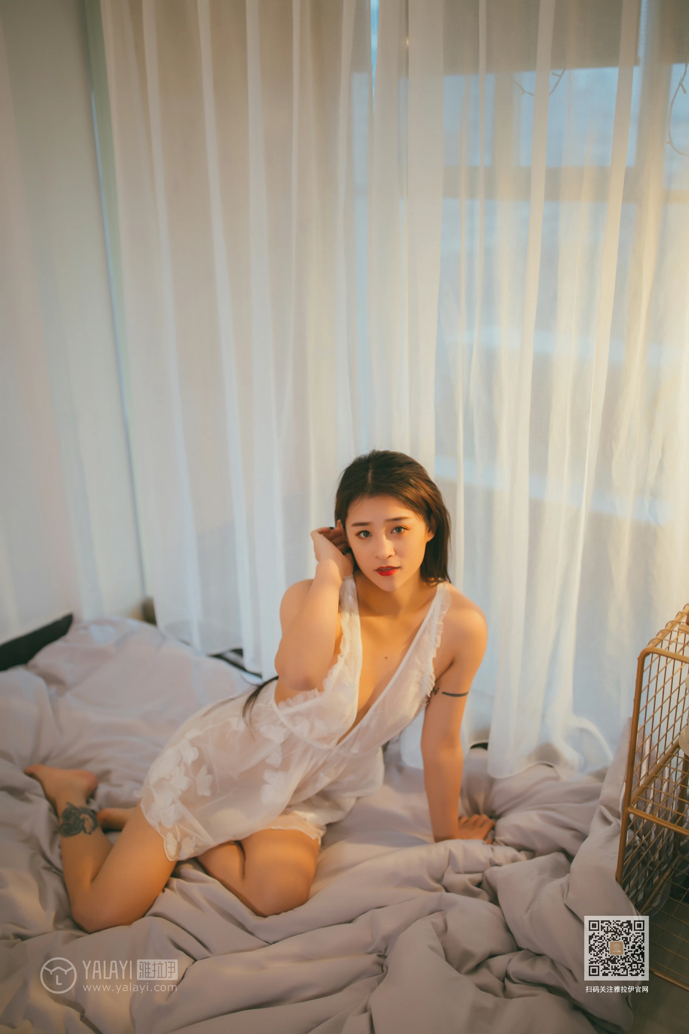 [YALAYI雅拉伊]Vol.536 吹弹可破 素素 白色透视情趣内衣裙性感私房写真集第10张