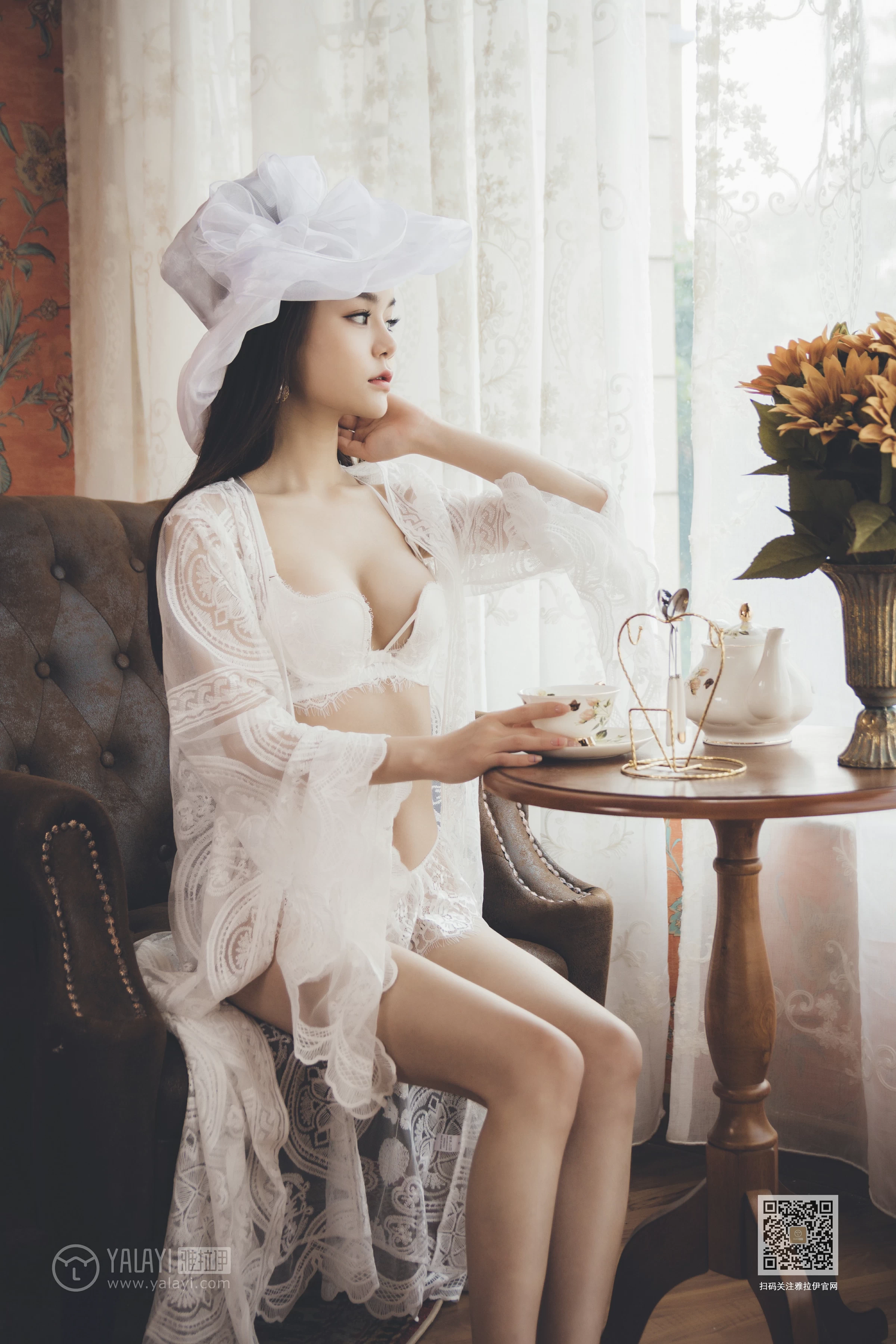 [YALAYI雅拉伊]Vol.594 第一次拍写真 蓉蓉 白色镂空睡衣加白色蕾丝内衣性感私房写真集第5张