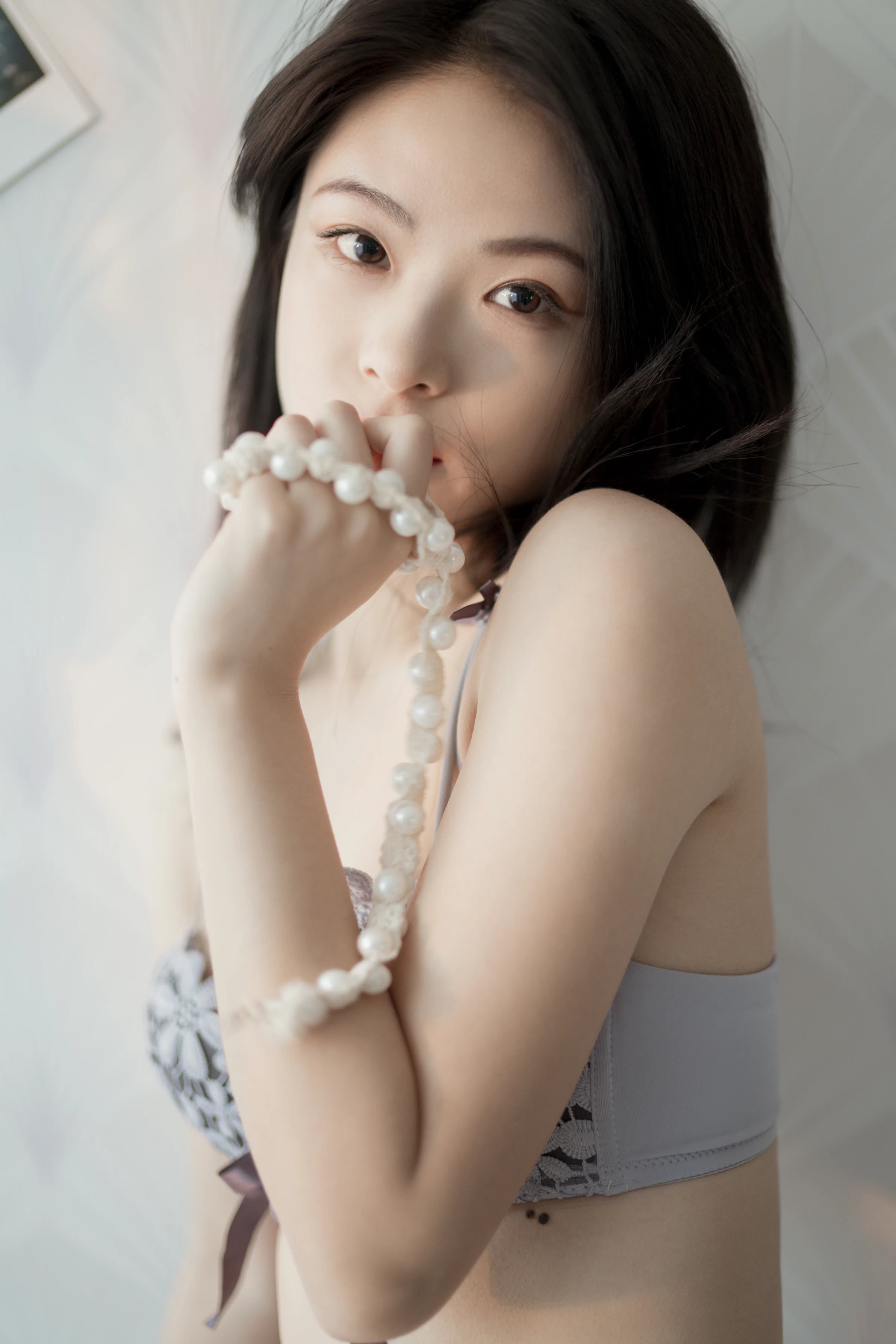 [YALAYI雅拉伊]NO.619 《无瑕》 含嫣 灰色蕾丝内衣性感私房写真集第10张