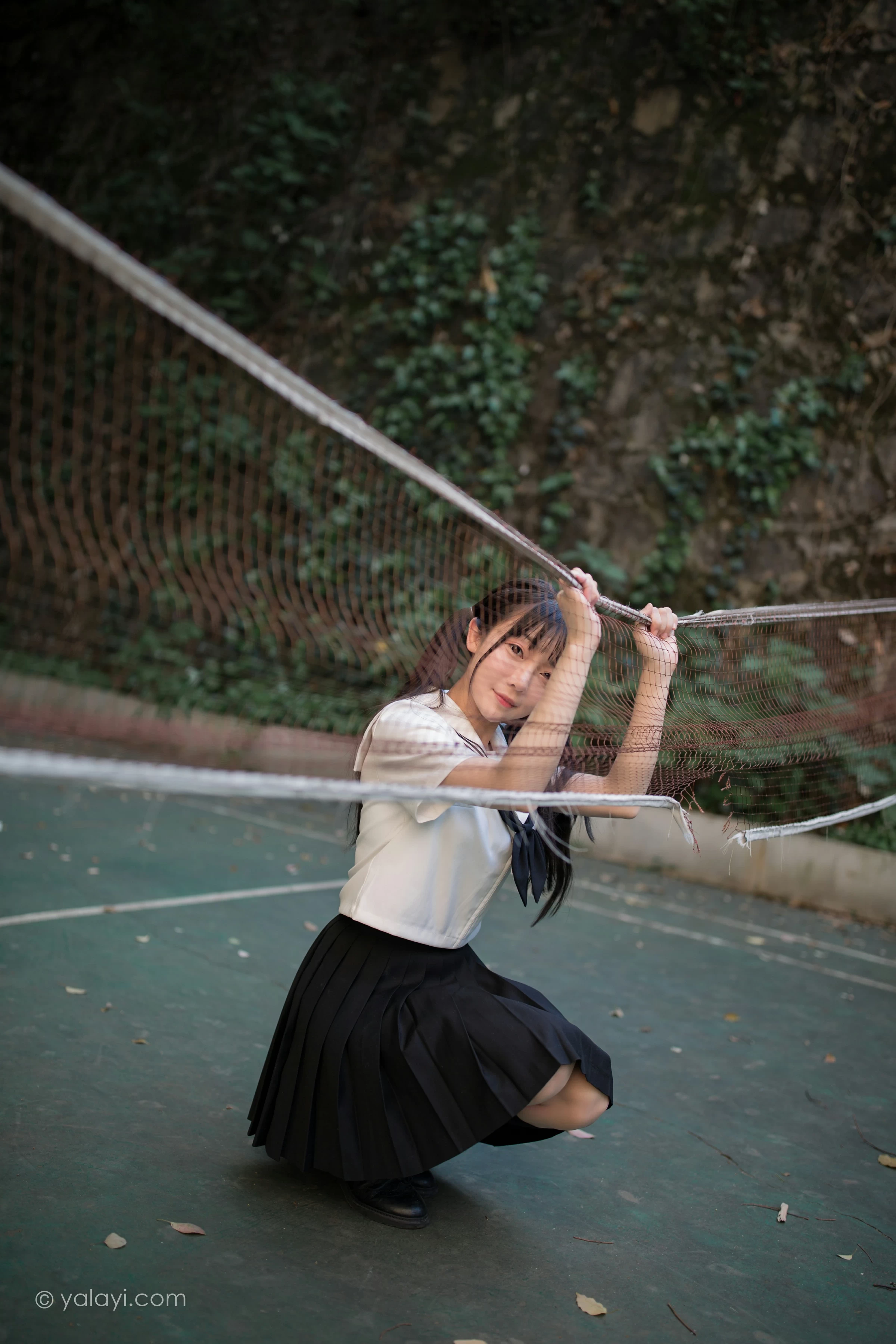 [YALAYI雅拉伊]NO.671 《放学一起走》 妙妙 JK水手制服与短裙加黑丝美腿写真第6张