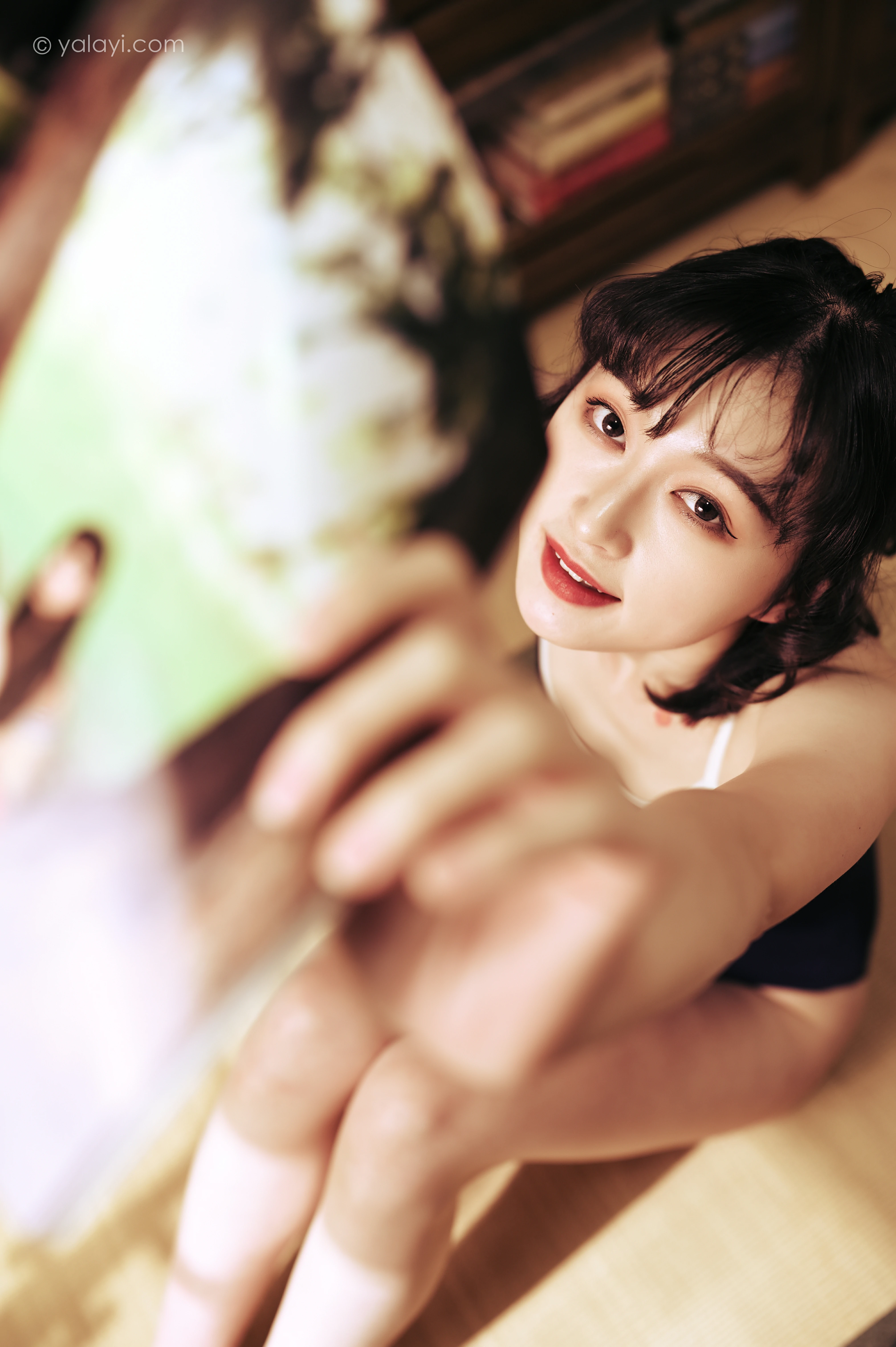 [YALAYI雅拉伊]NO.783 偷得半日闲 京京 蓝色紧身连体体操服性感写真集第15张