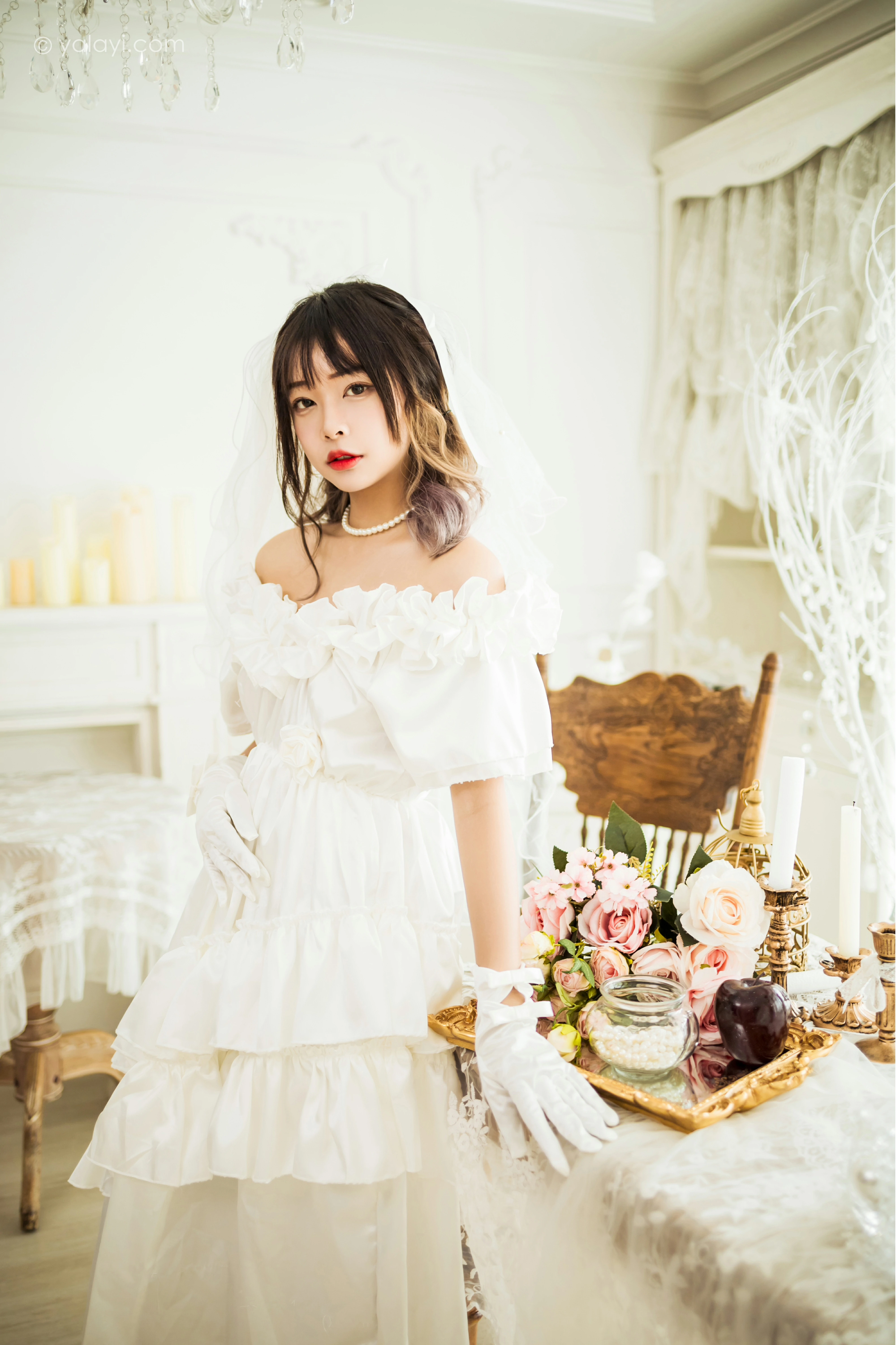 [YALAYI雅拉伊]NO.862 美丽的梦 阿禾 白色抹胸婚纱性感写真集第12张