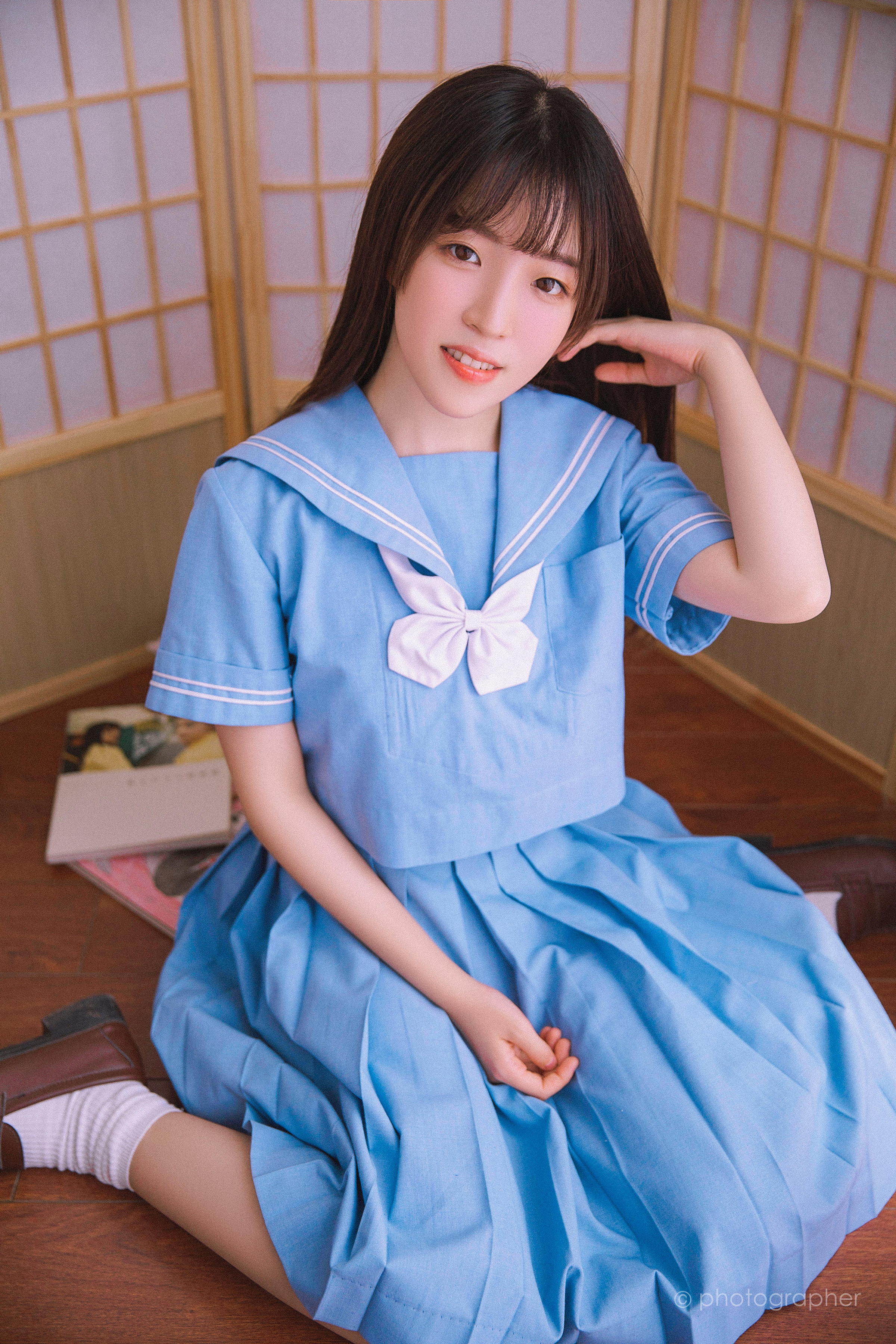 [YALAYI雅拉伊]2022.04.18 感觉良好 青春美少女 蓝色JK水手制服与粉色内衣性感私房写真集第3张