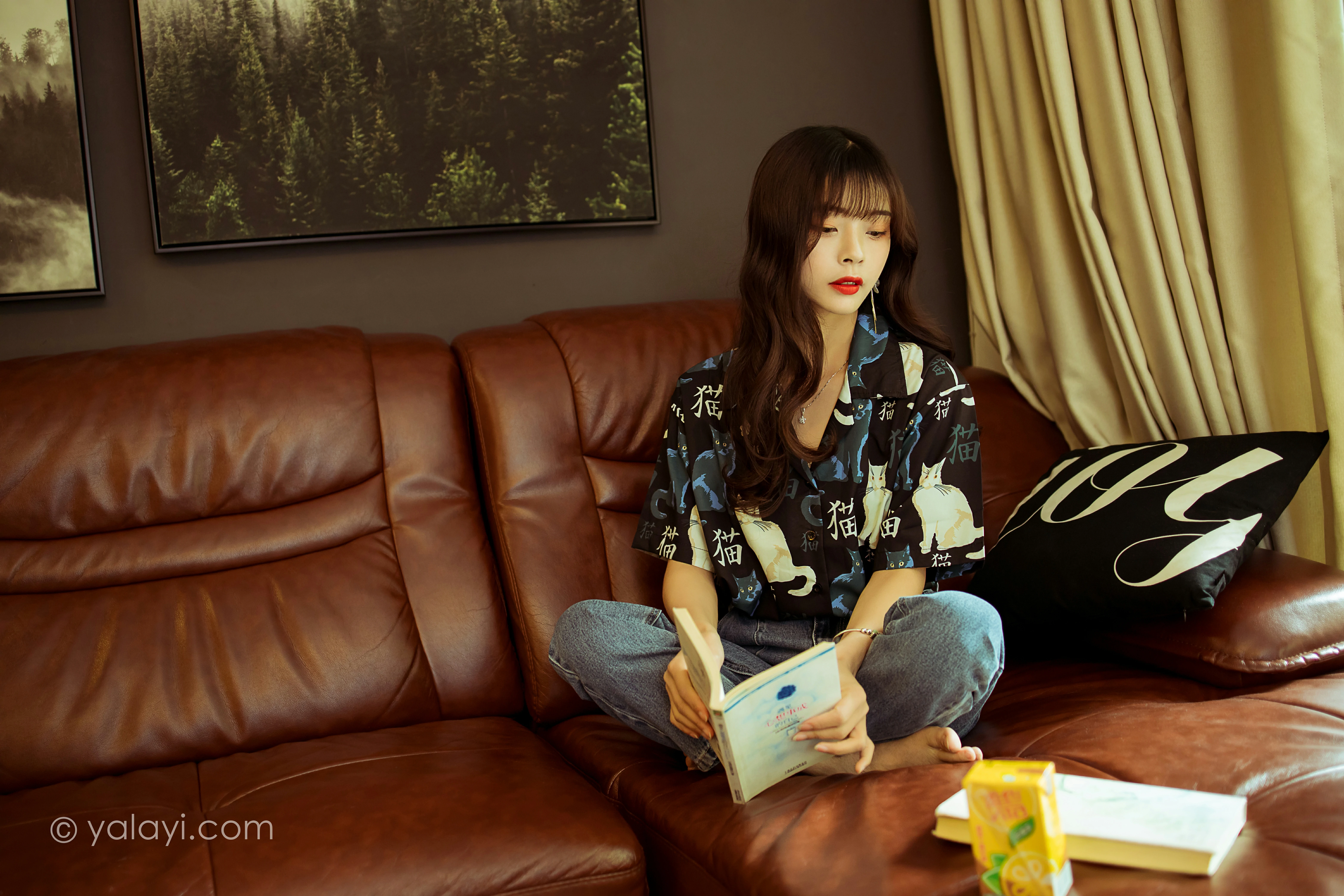 [YALAYI雅拉伊]NO.789 当年情 程小蝶 黑色衬衫加牛仔长裤性感写真集第12张