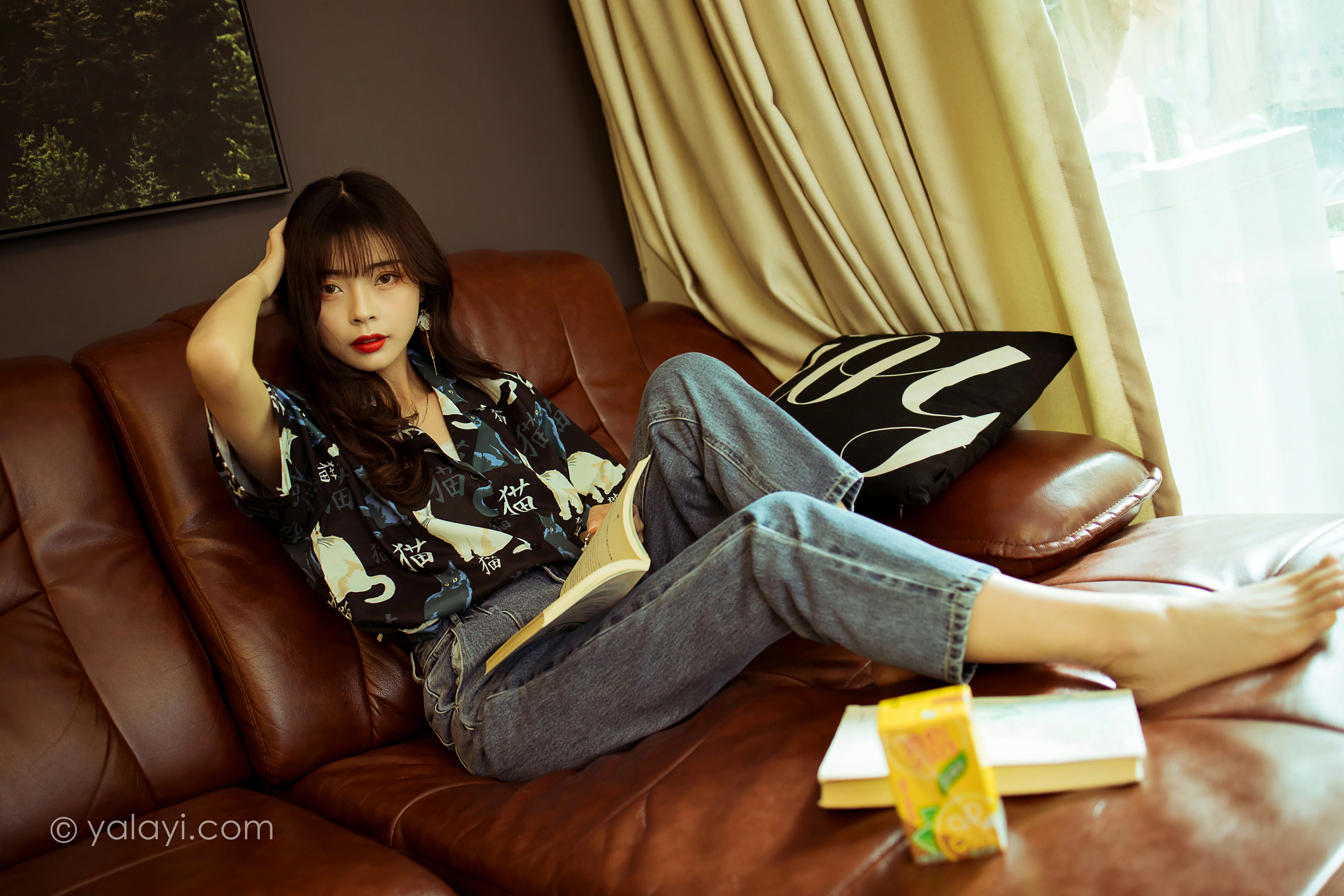 [YALAYI雅拉伊]NO.789 当年情 程小蝶 黑色衬衫加牛仔长裤性感写真集第13张